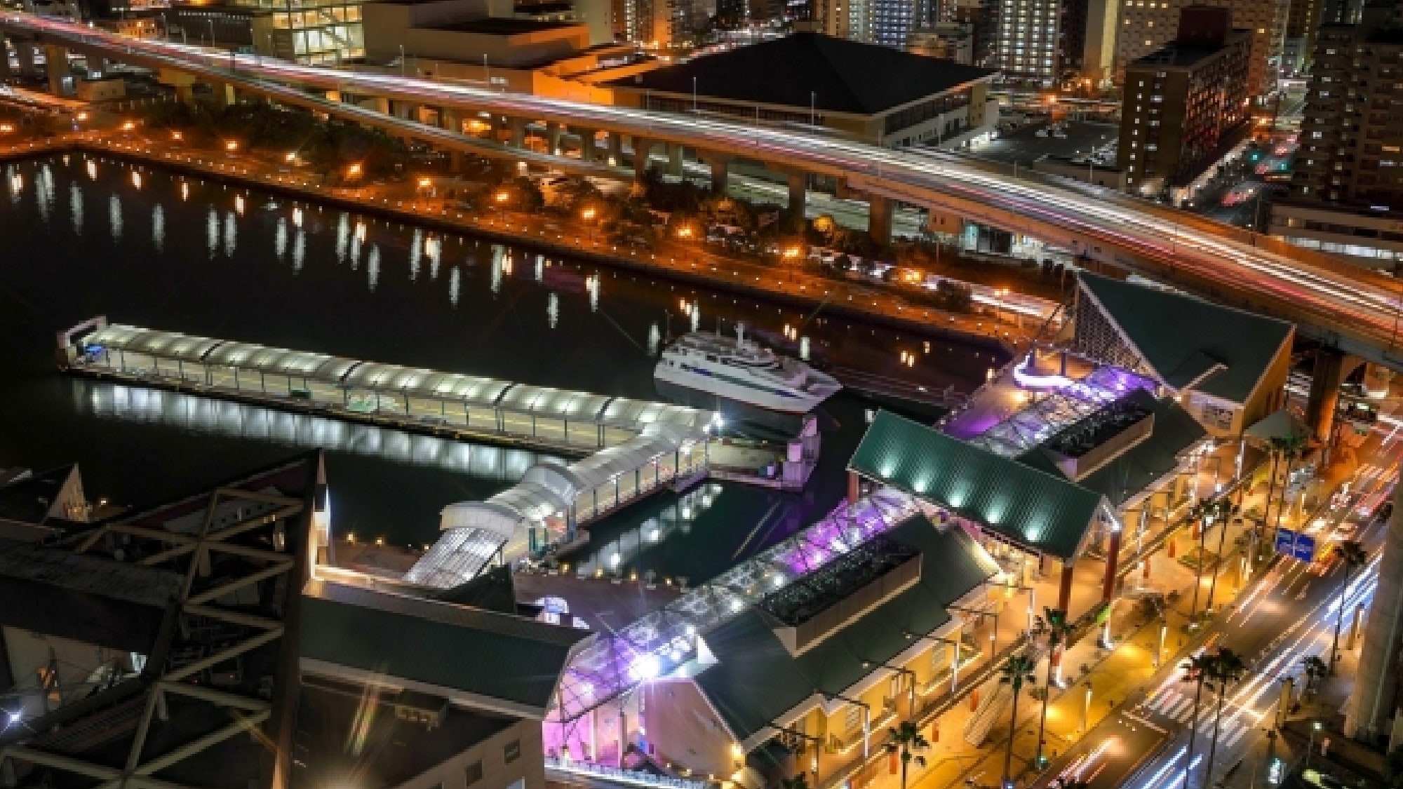 Bayside Place Hakata (night view)