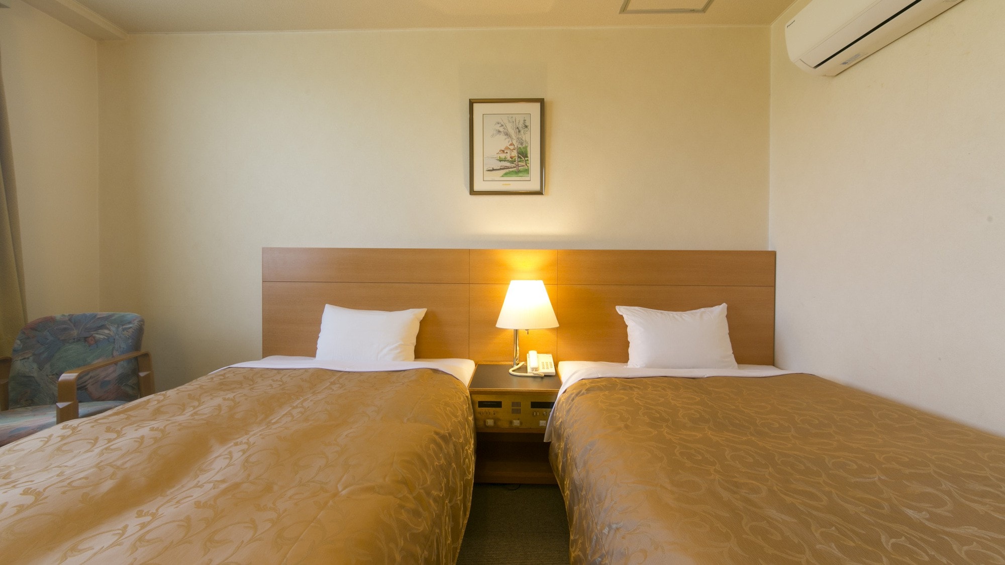 Main building twin room