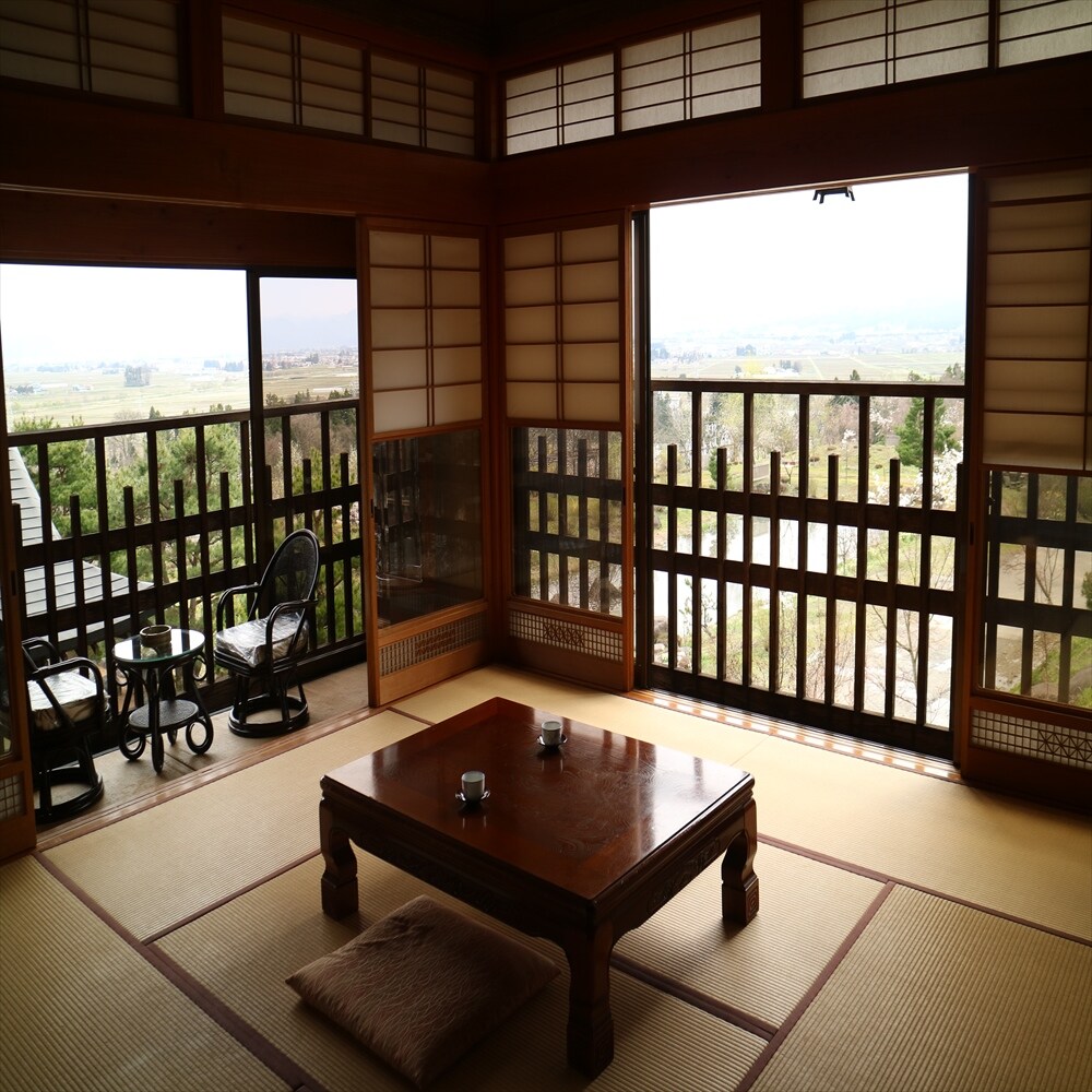Room with a good view (Mimatsu) Enjoy the open view.
