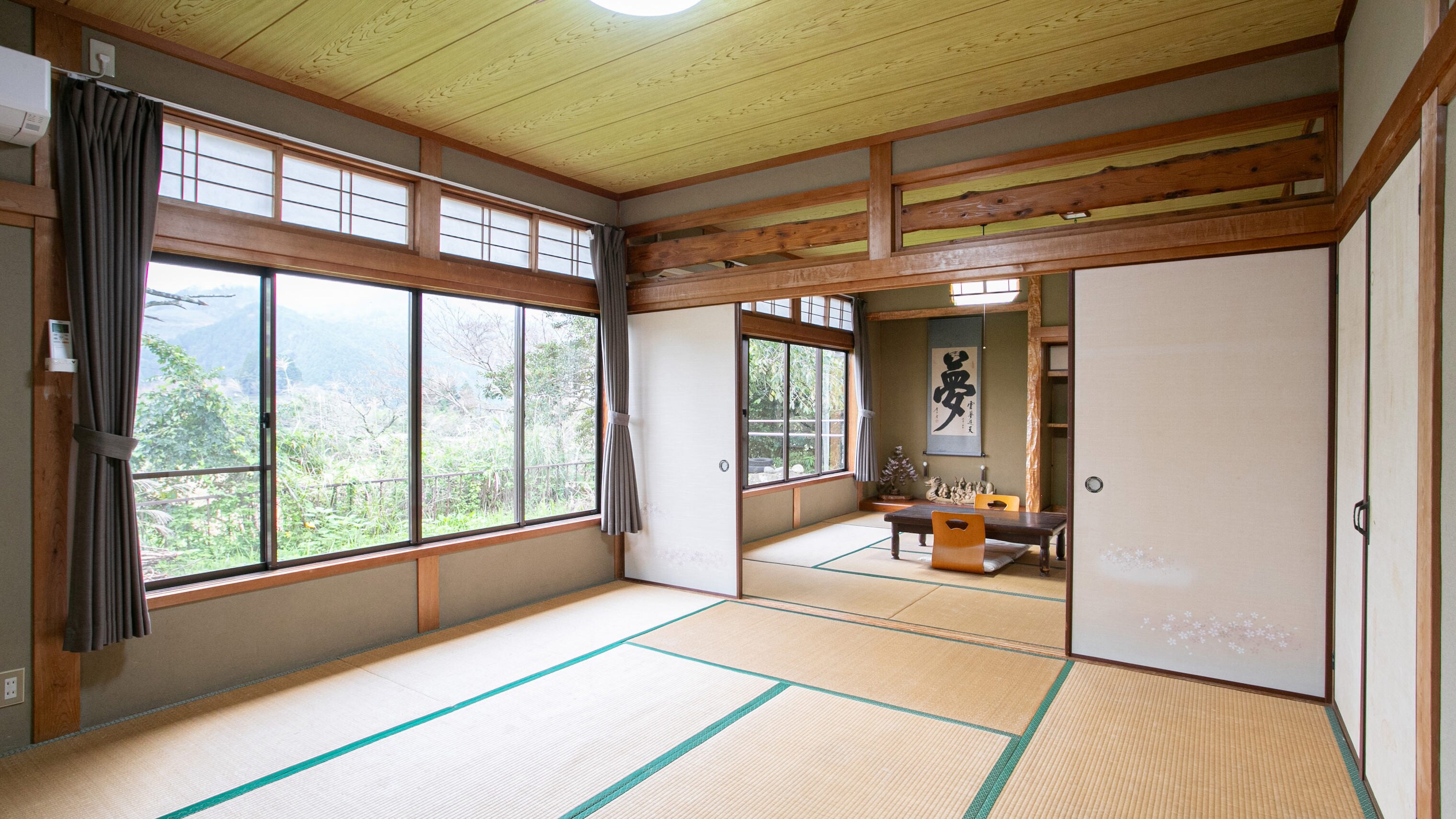 Private room: Main building Japanese-style room 16 tatami mats