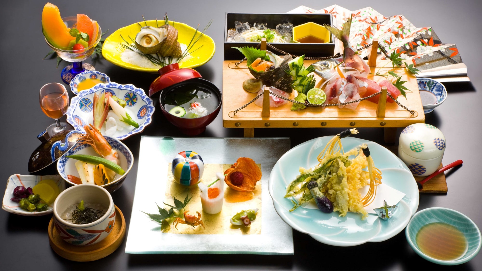 *[Sudachi Kaiseki] A higher-grade kaiseki meal (example) that includes grilled or simmered seasonal fish in addition to the yamamomo kaiseki.