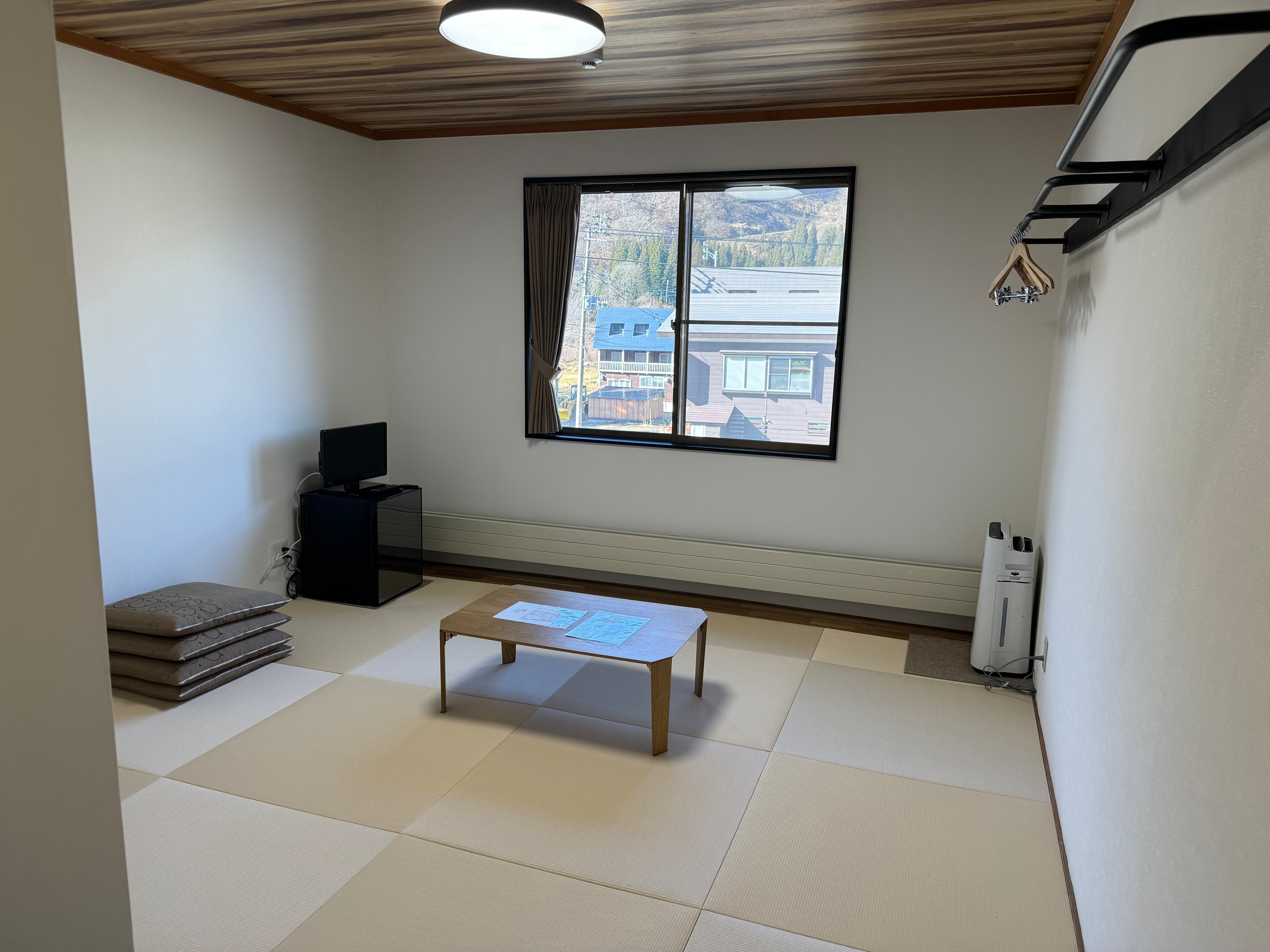 Modern Japanese room 8 tatami mats