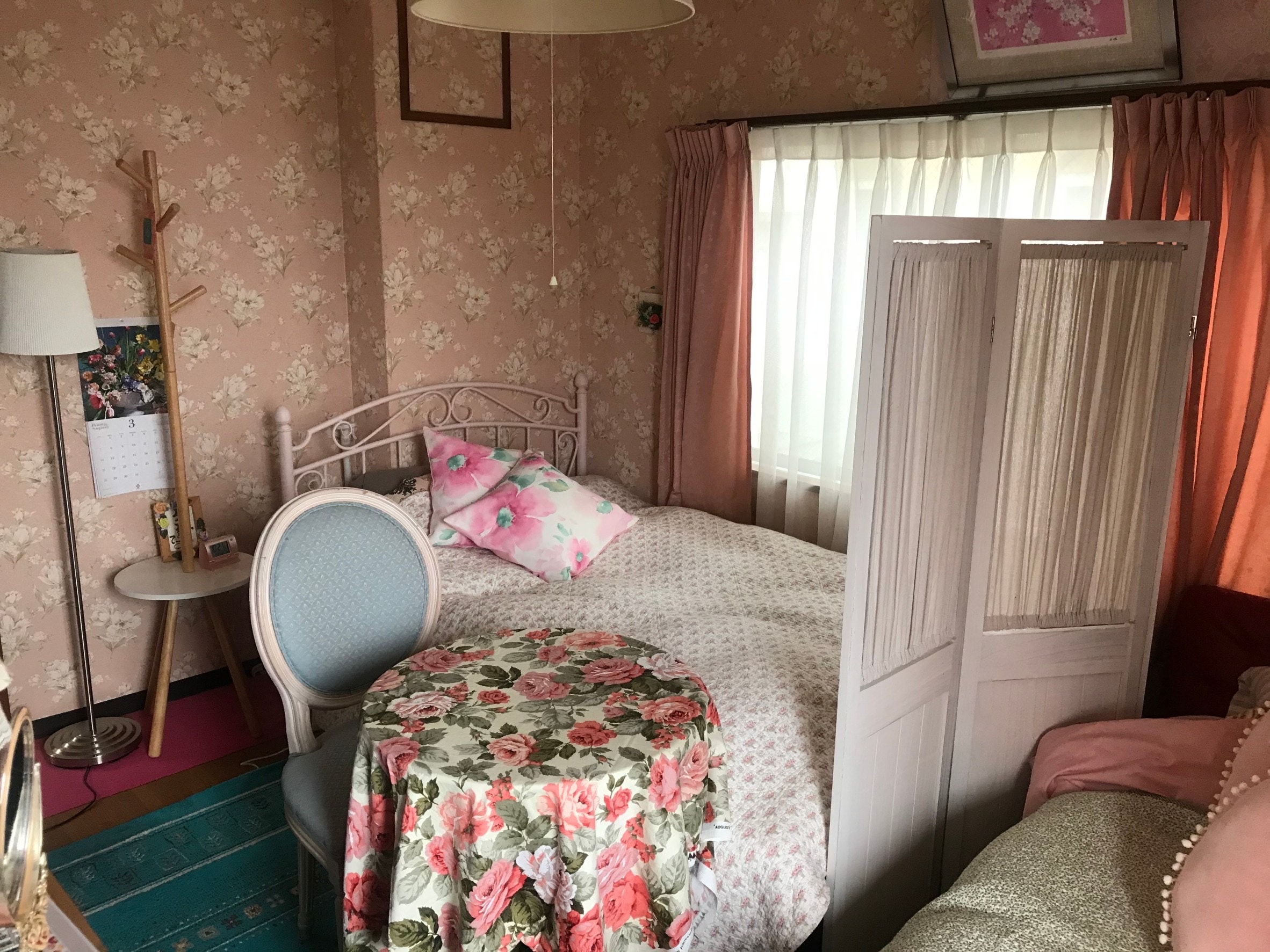 Guest Room Example ①