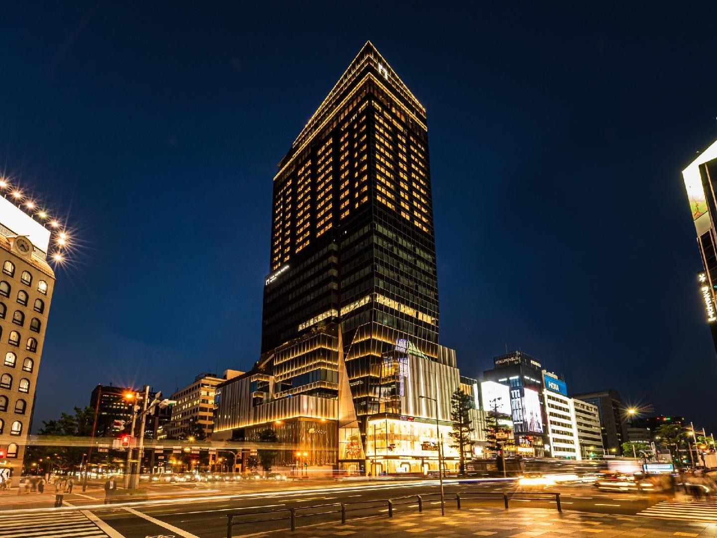 Hotel information and reservations for Swissotel Nankai Osaka