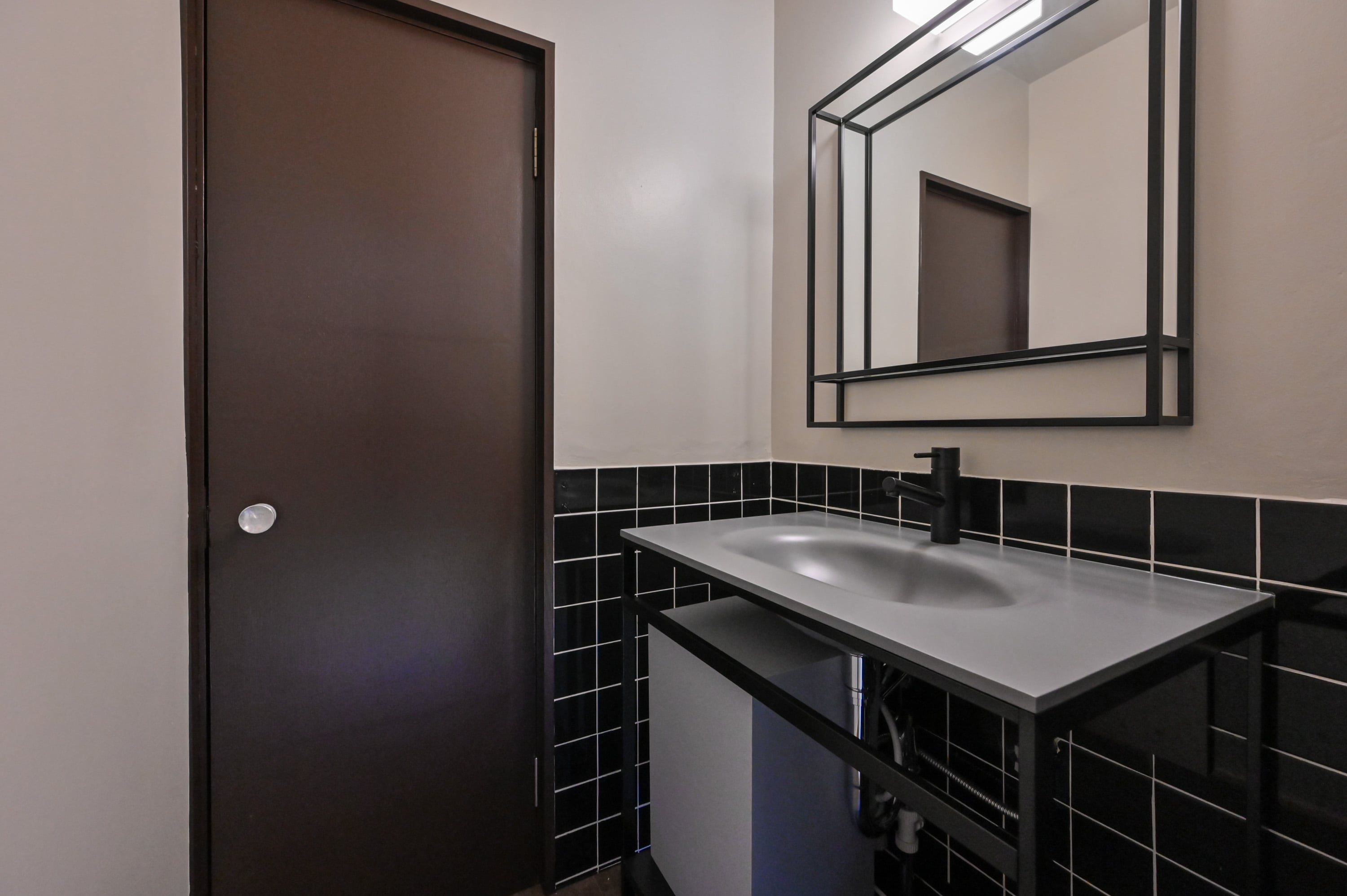 Standard modern Japanese-Western style room
