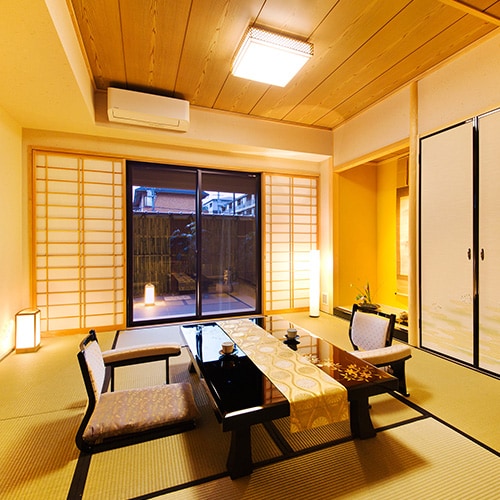 ■ With modern stone garden ■ Japanese-style room 36 square meters (capacity of 4 people)