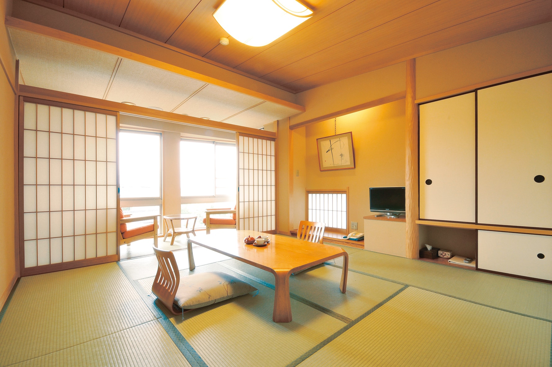 8 kamar bergaya Jepang tatami (gambar)