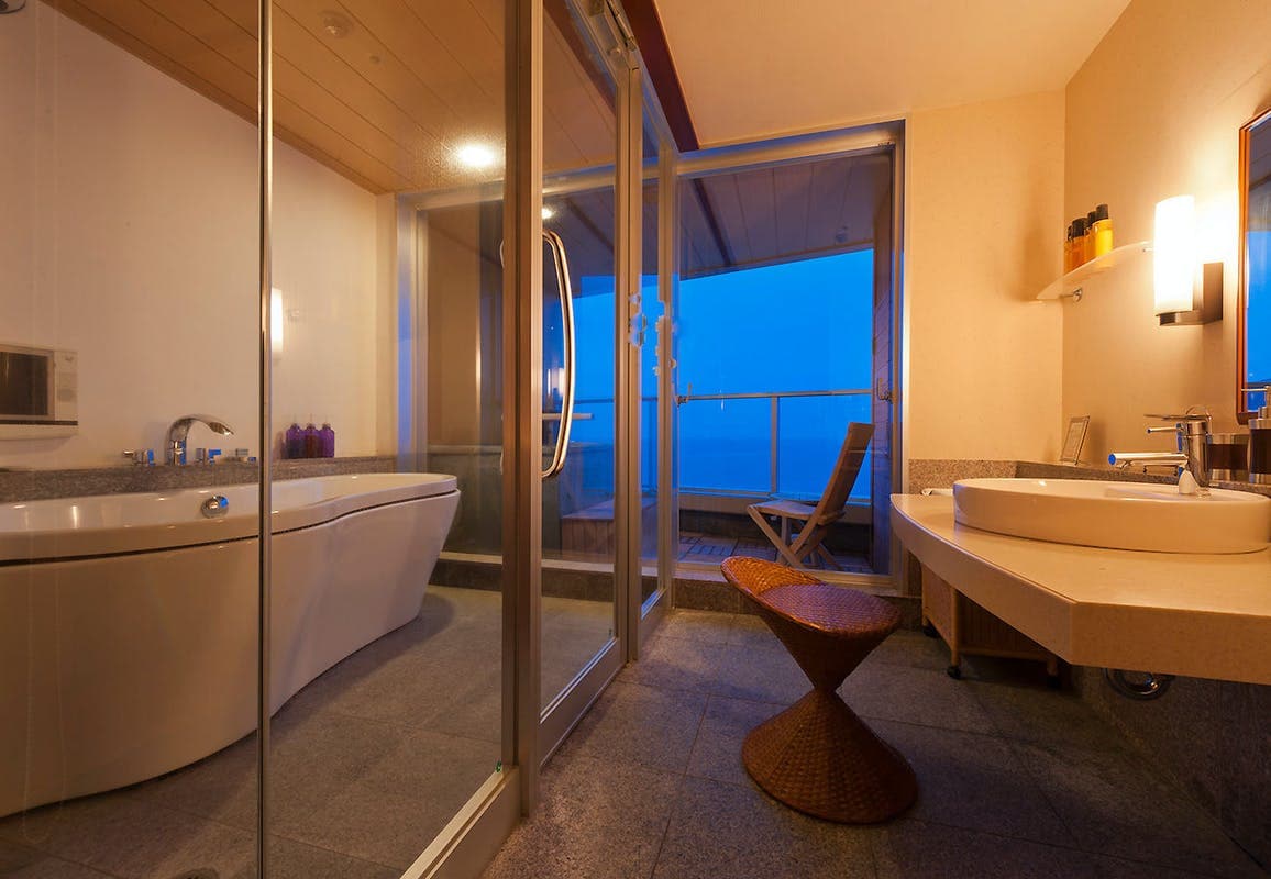 Guest room D1 type with open-air bath (non-smoking indoors)