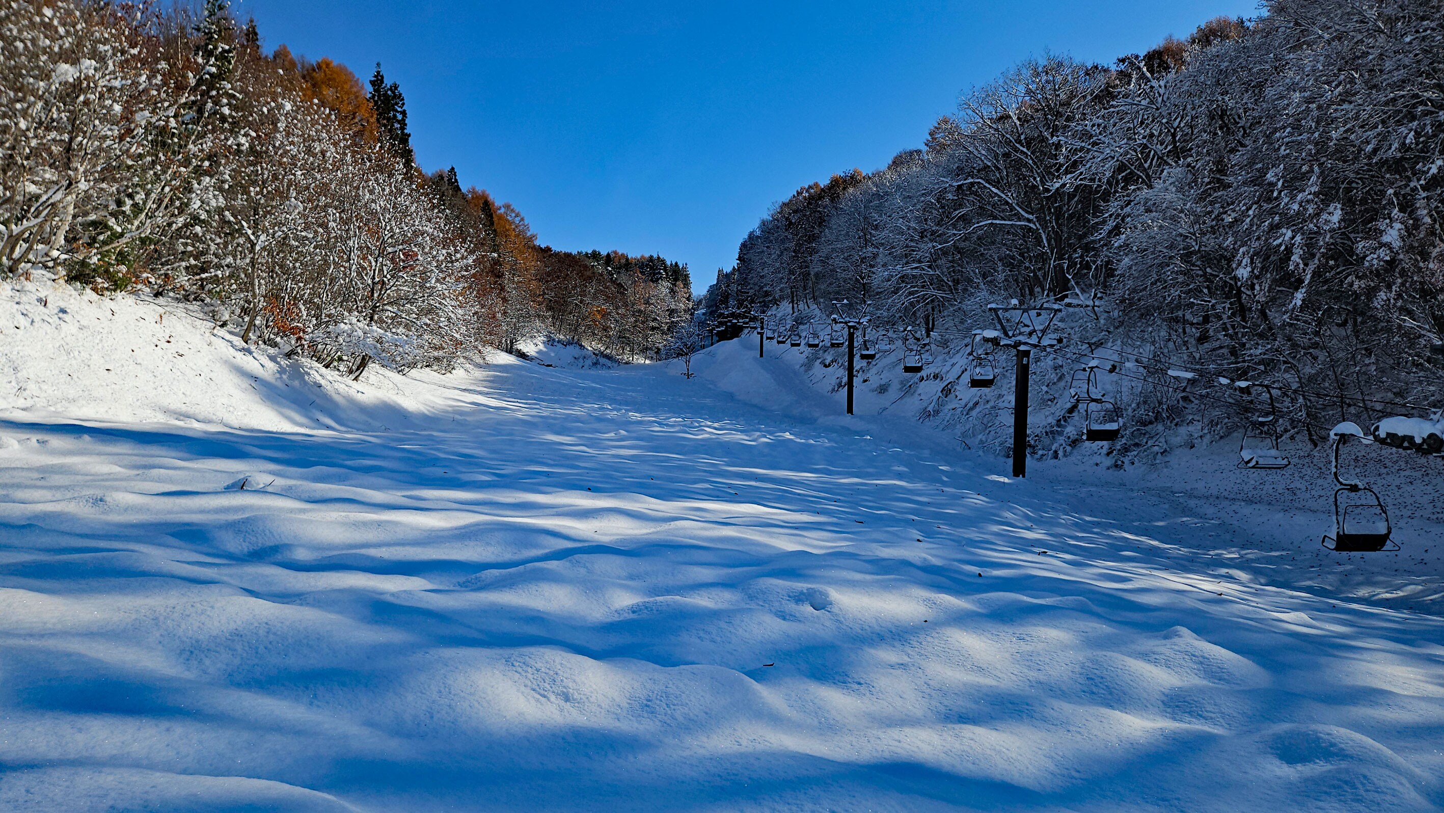 20251119_สถานีลิฟต์แทงแกรมที่ 6 ใกล้ทางลาด