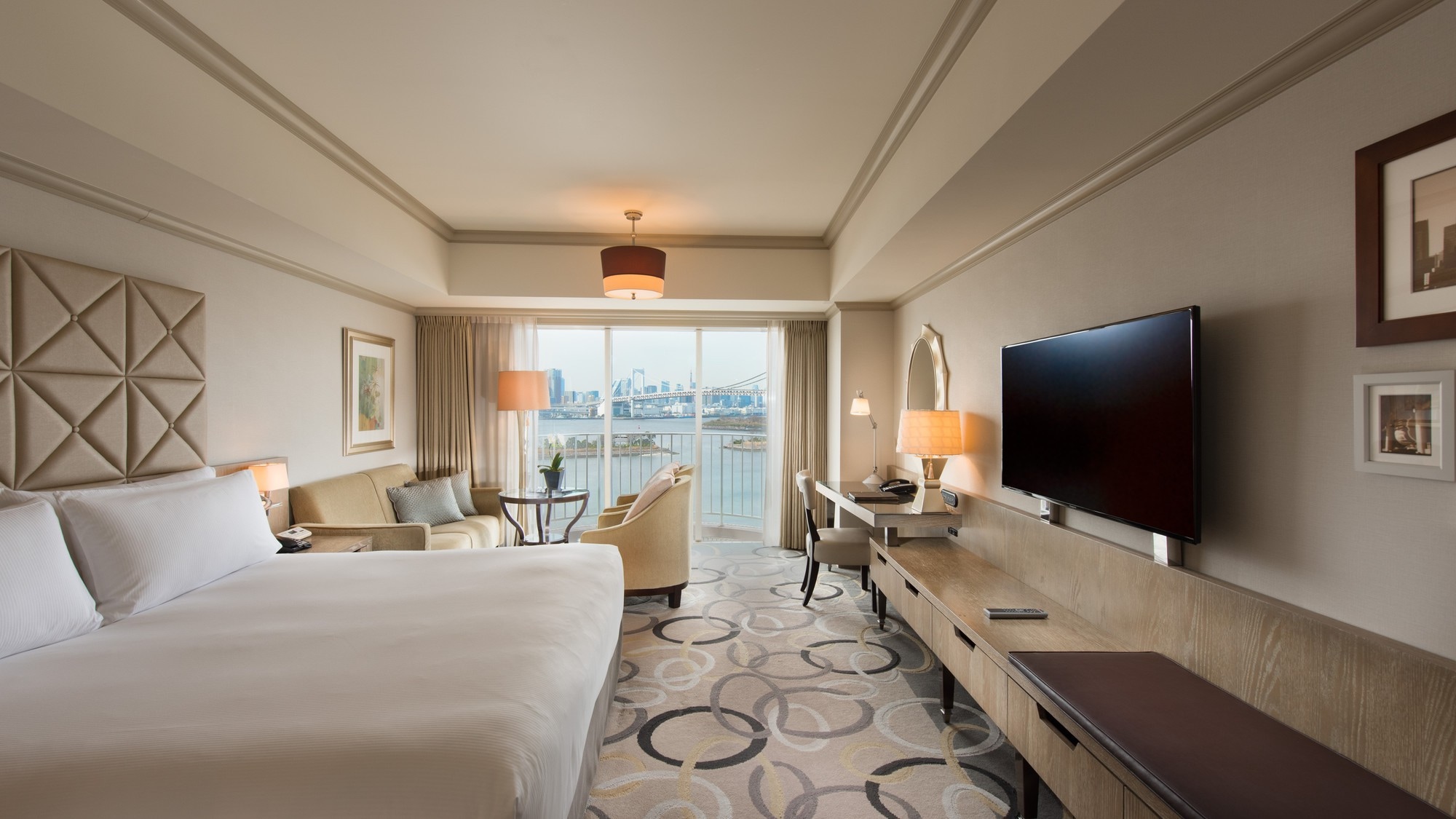 Superior Deluxe King Room