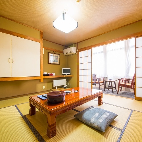 อาคารหลัก ห้องพักแบบญี่ปุ่น (8 เสื่อทาทามิ) ไม่มีห้องน้ำ