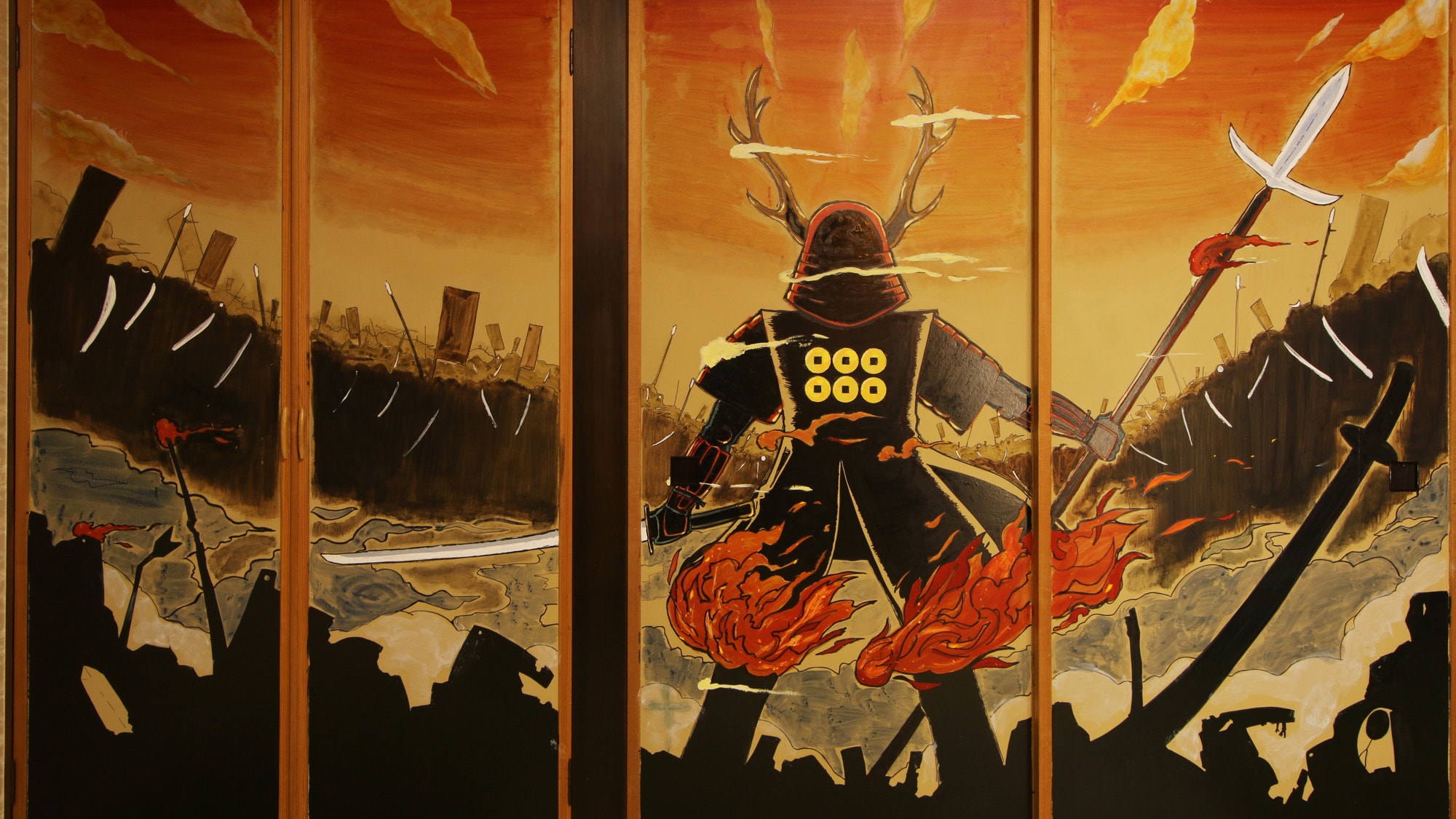 Sanada Room: Impressive sliding door paintings. Yukimura Sanada is ready to go to battle!