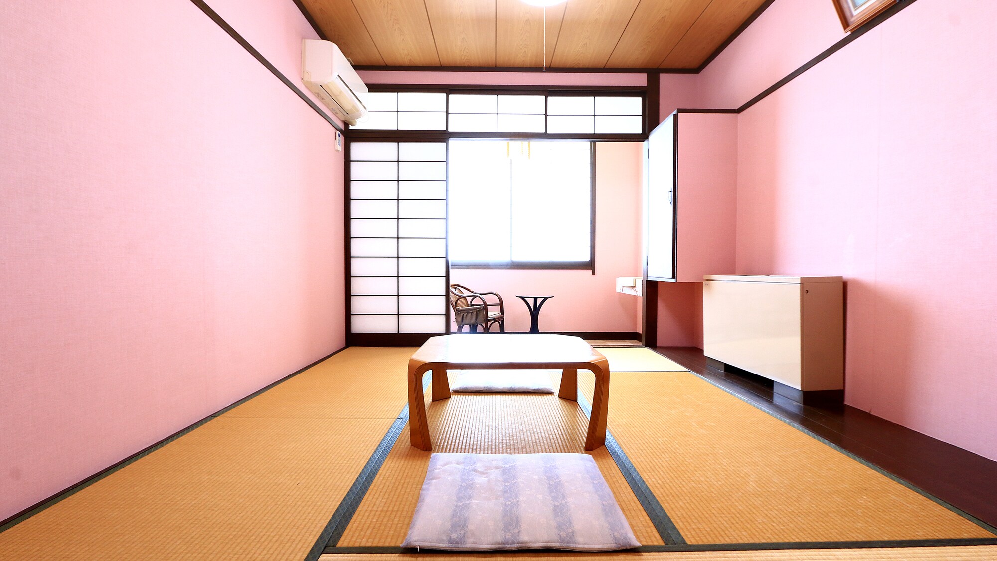 Each room has different wallpaper colors.