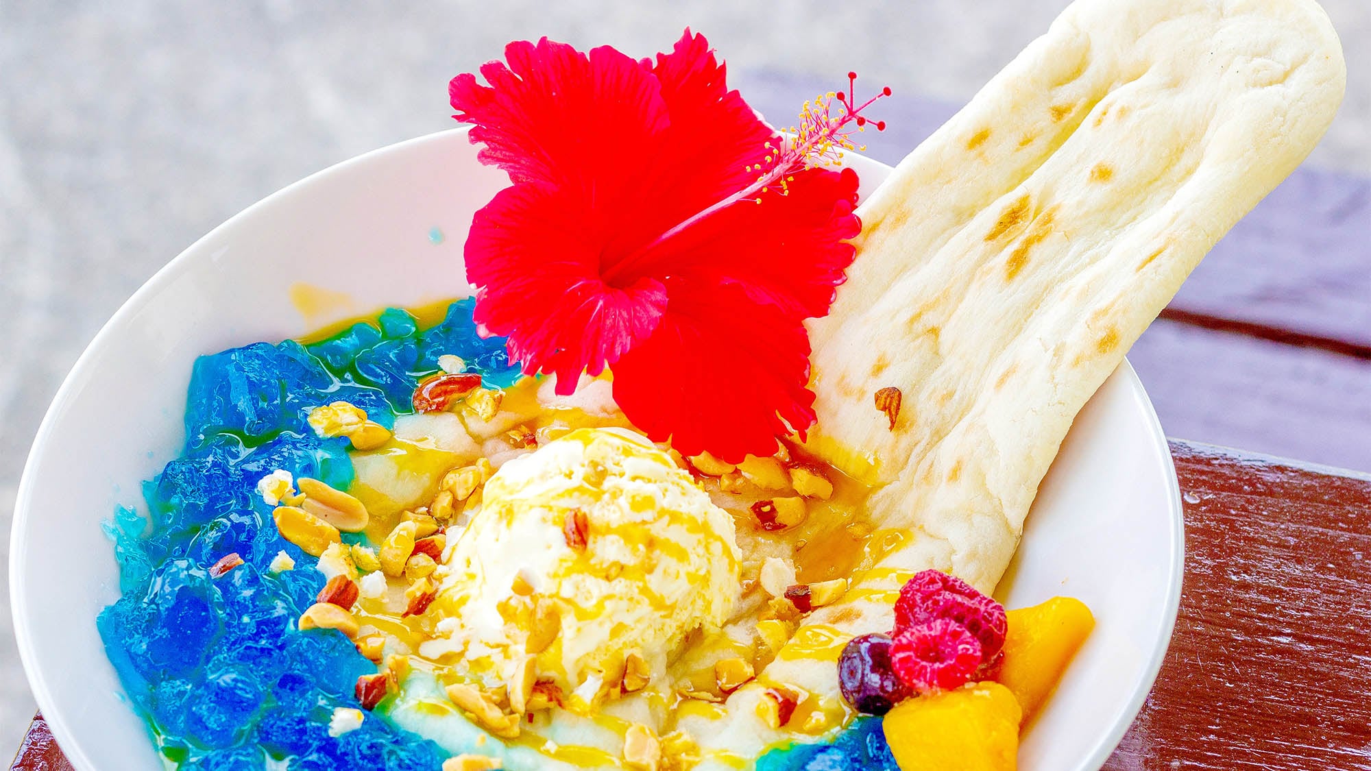 有各种各样的餐点可供选择