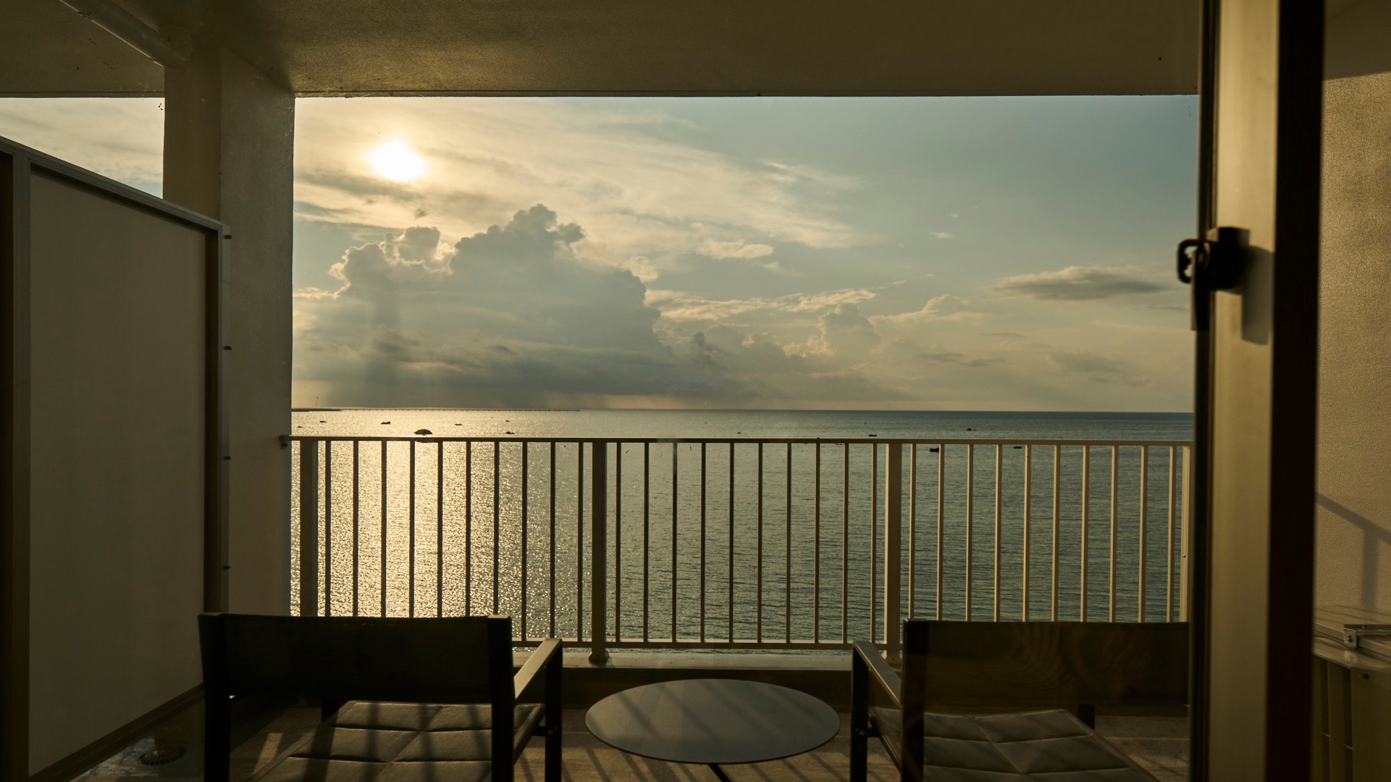 [Ocean Front Twin] Balcony