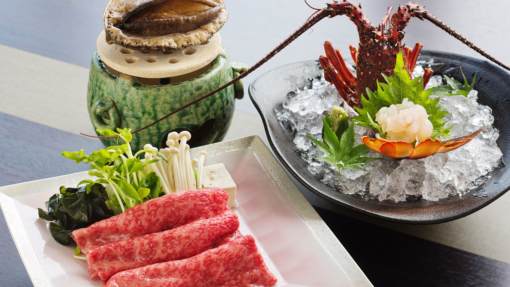 [Enjoy Mie's three major gourmet foods]