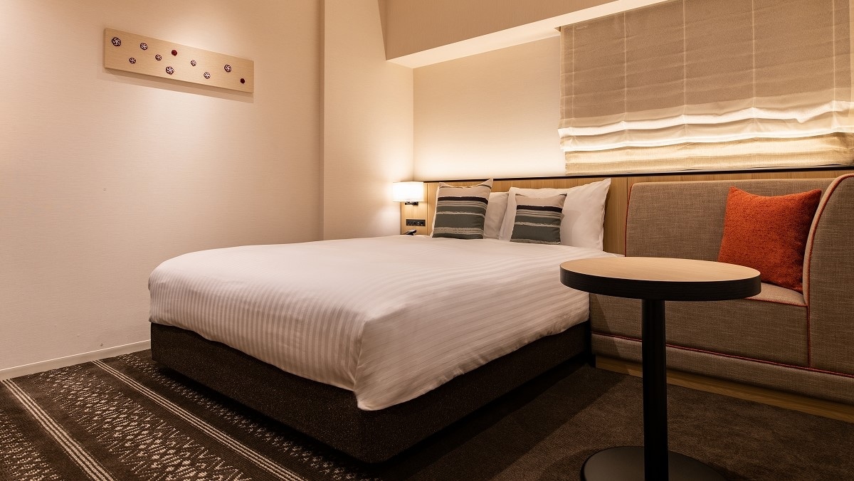 Moderate double ■ Unit bath in all rooms