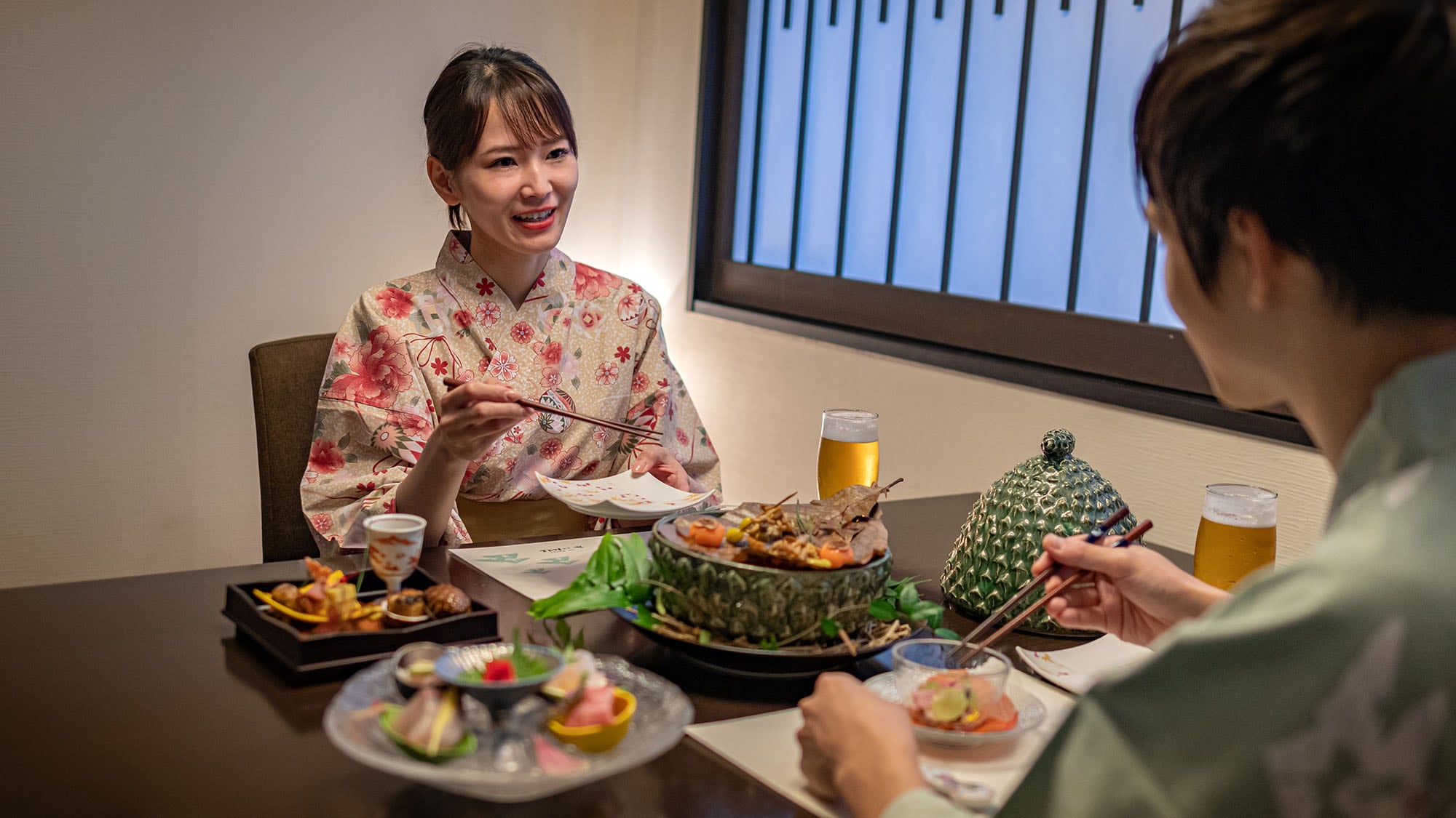 Recommended for couples and families! Spend time with your loved ones in a private dining room. New building Tsukinosou
