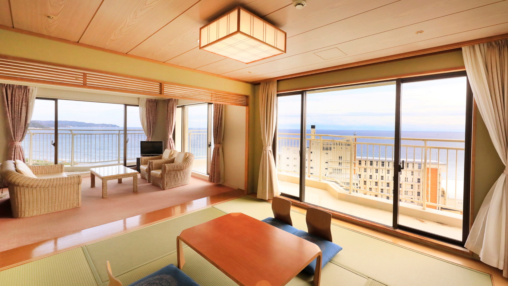 Japanese-Western style room A Japanese-style room with a view of the Pacific Ocean outside the window *Example