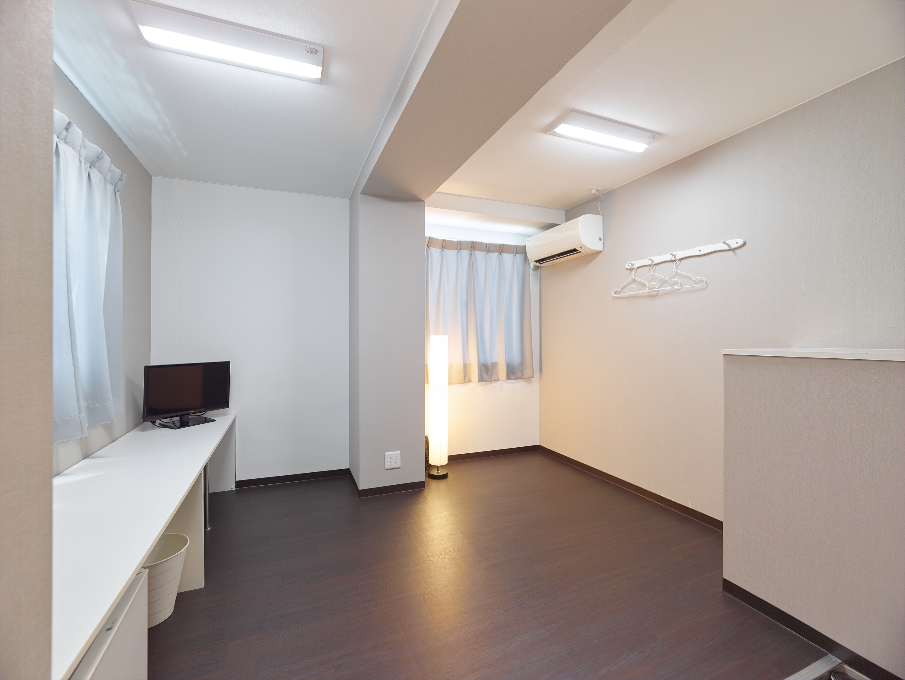 ห้องปลอดบุหรี่ขนาด 6 เสื่อทาทามิ