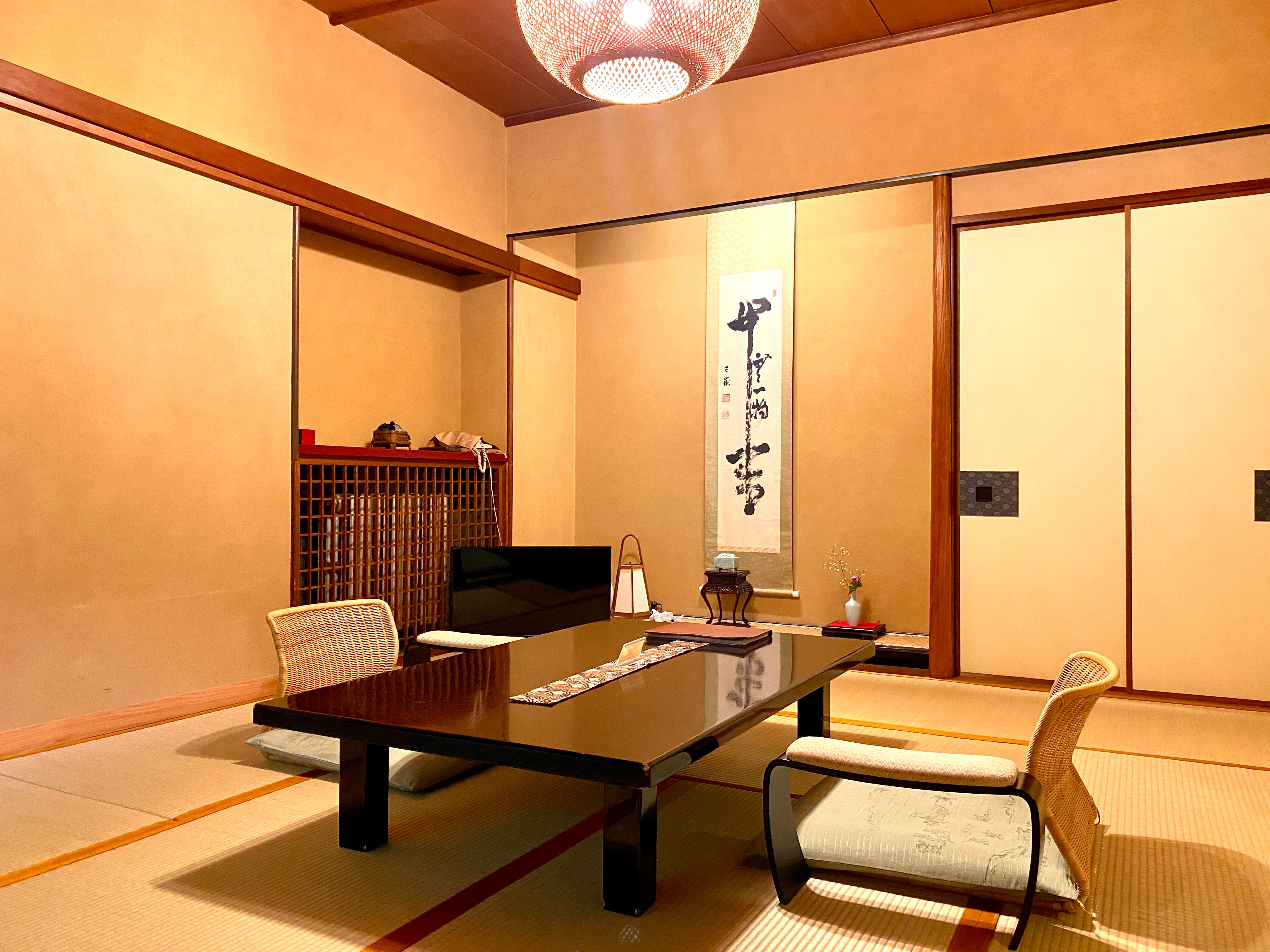 [座房] 带露天浴池的日式房间（12张榻榻米+12张榻榻米）