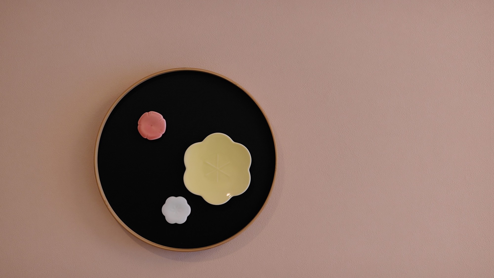 Original art that combines a tray and a bean plate