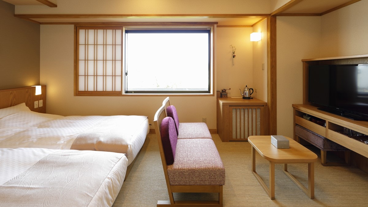 [Main Building] Japanese Triple DX