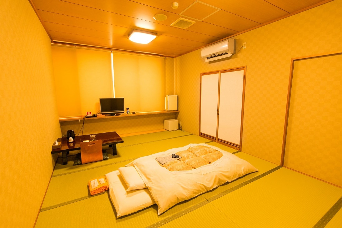 An example of a Japanese-style room with 12 tatami mats