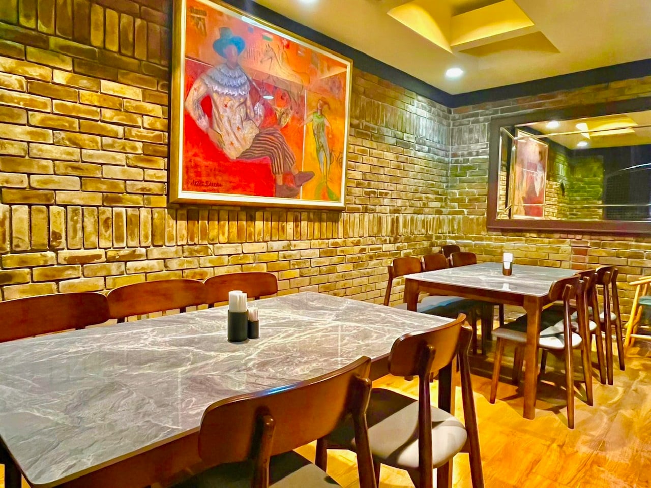 Dining venue