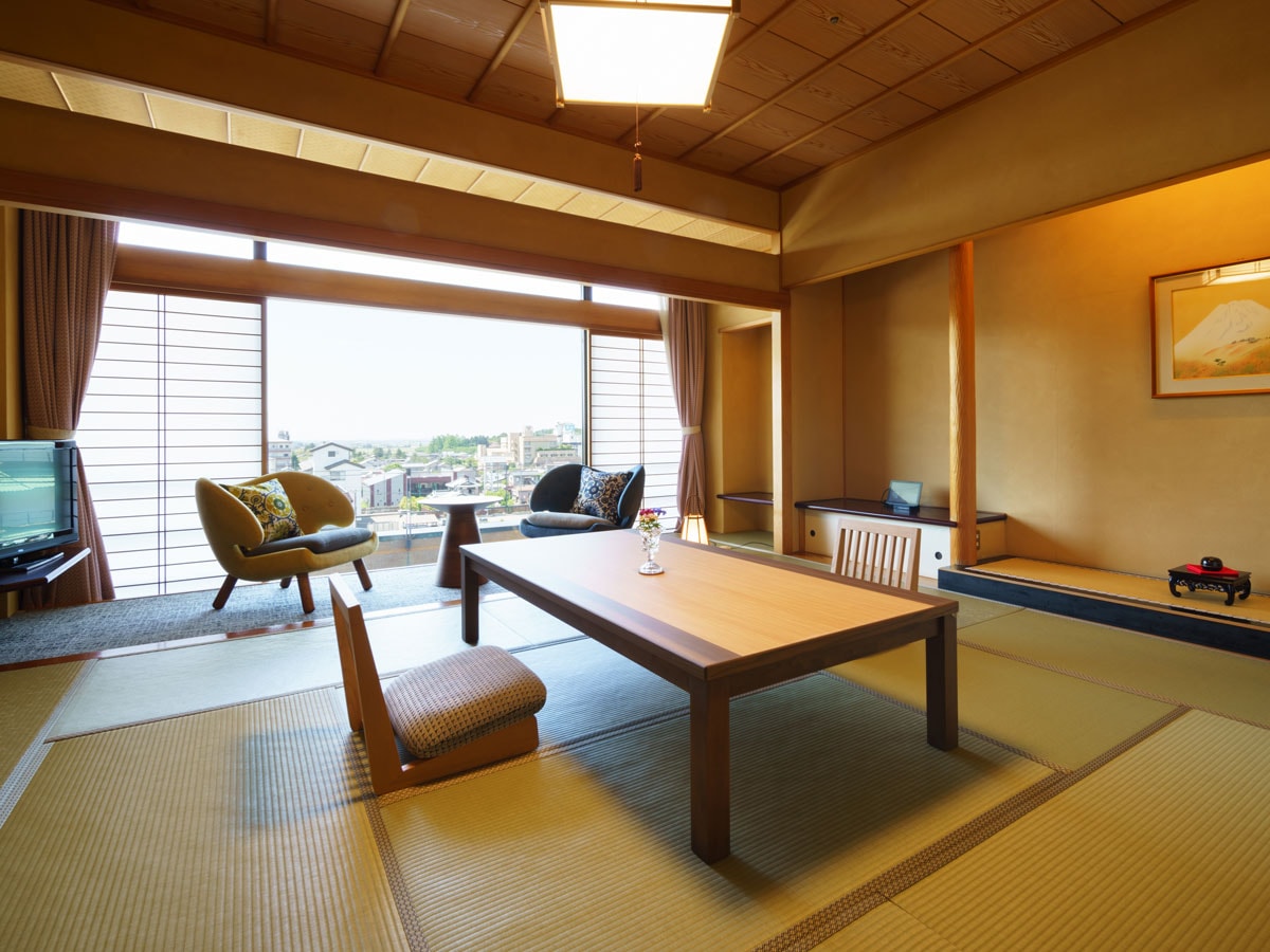 Japanese-style room 12.5 tatami