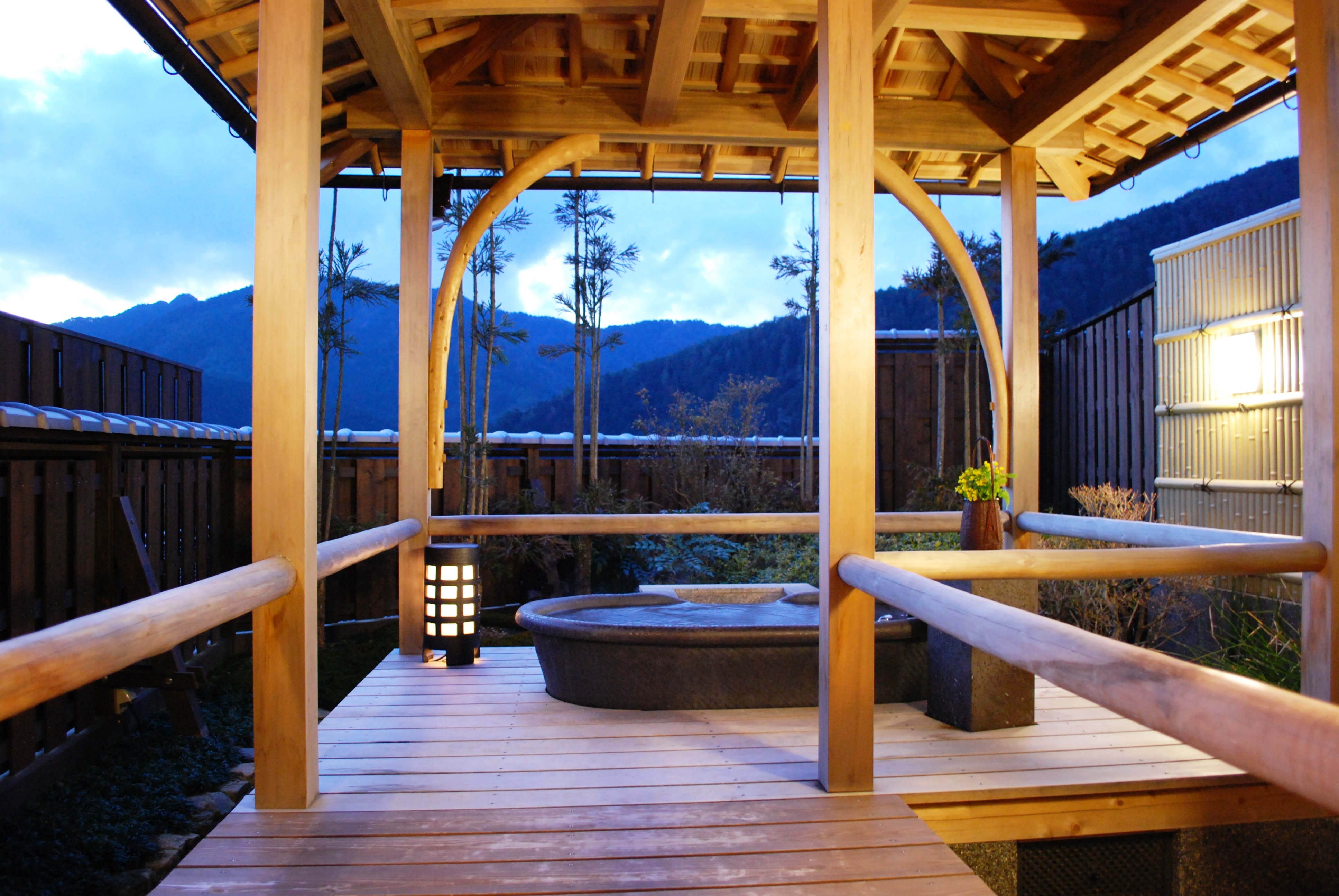 Sakura no Ma open-air bath