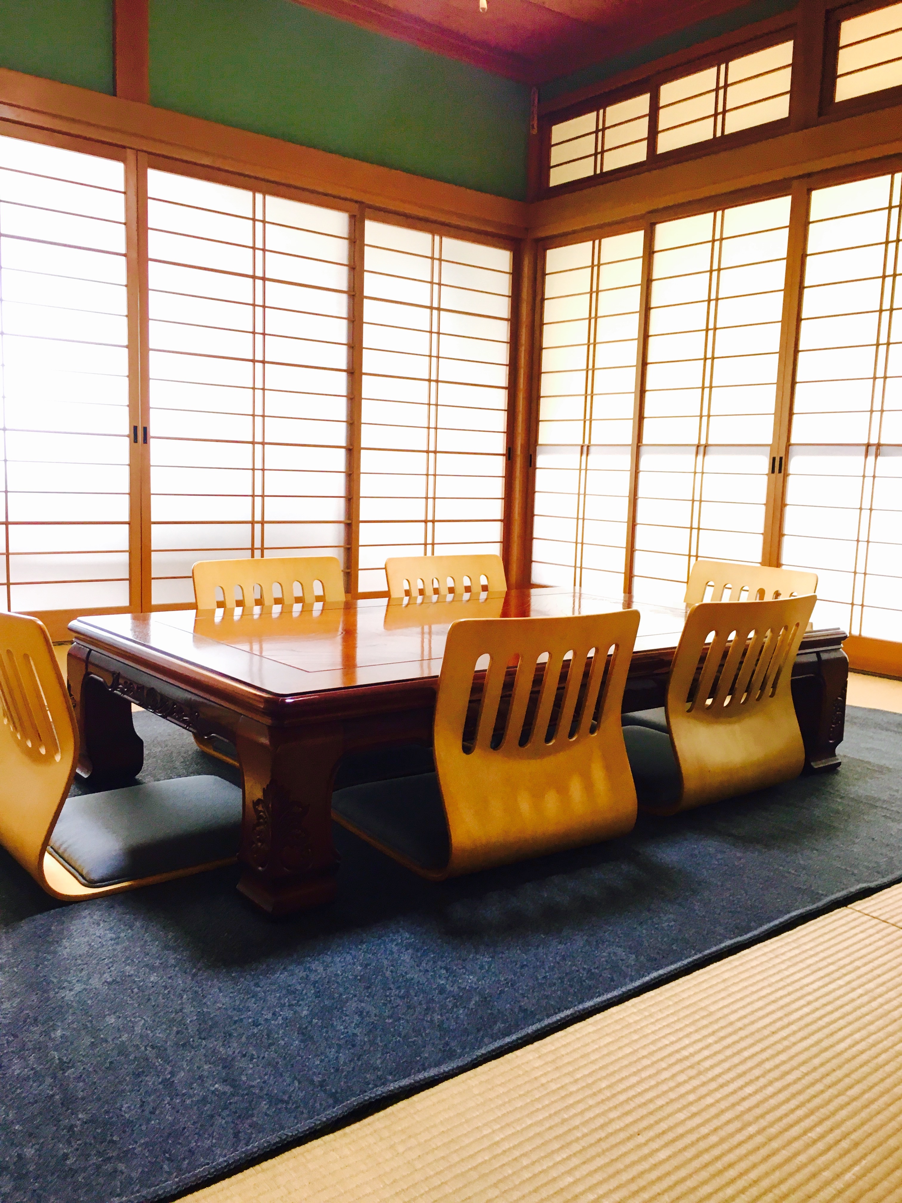 Japanese-style room 8 tatami mats