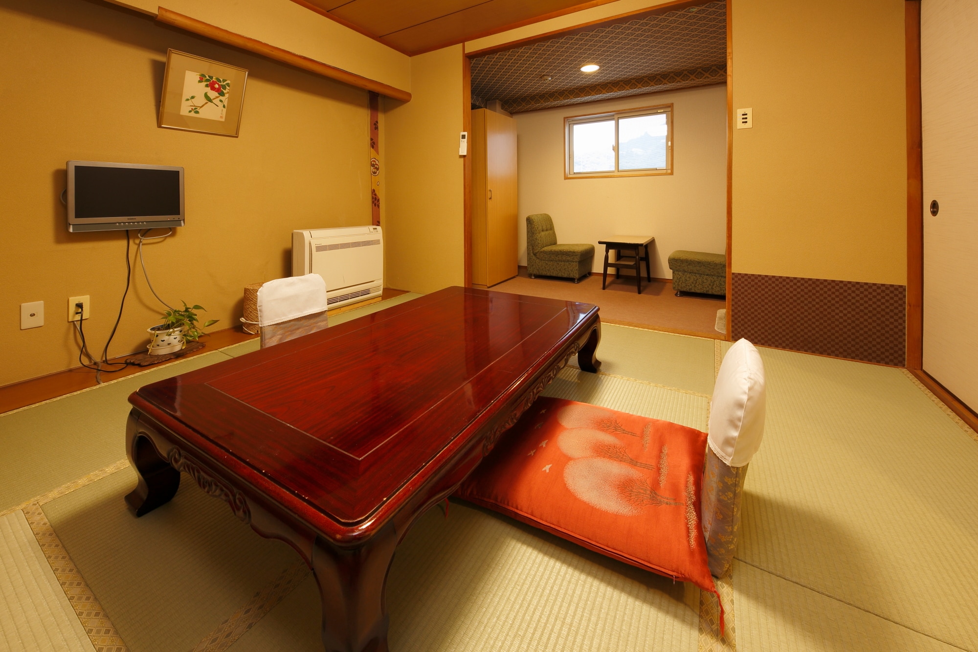 <8 tatami Japanese-style room> An example