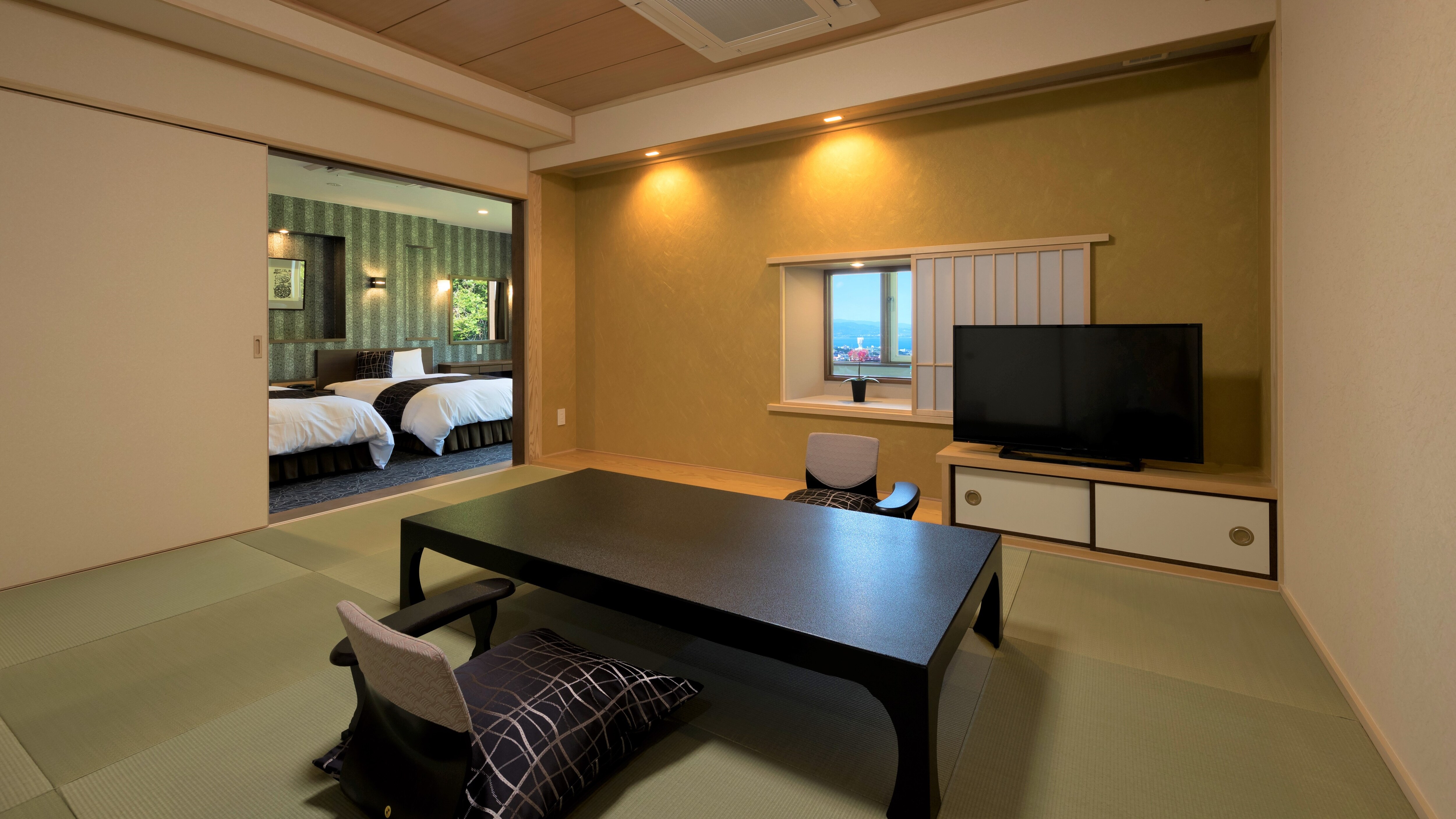 [Room / Premium Room Japanese / Western Room]
