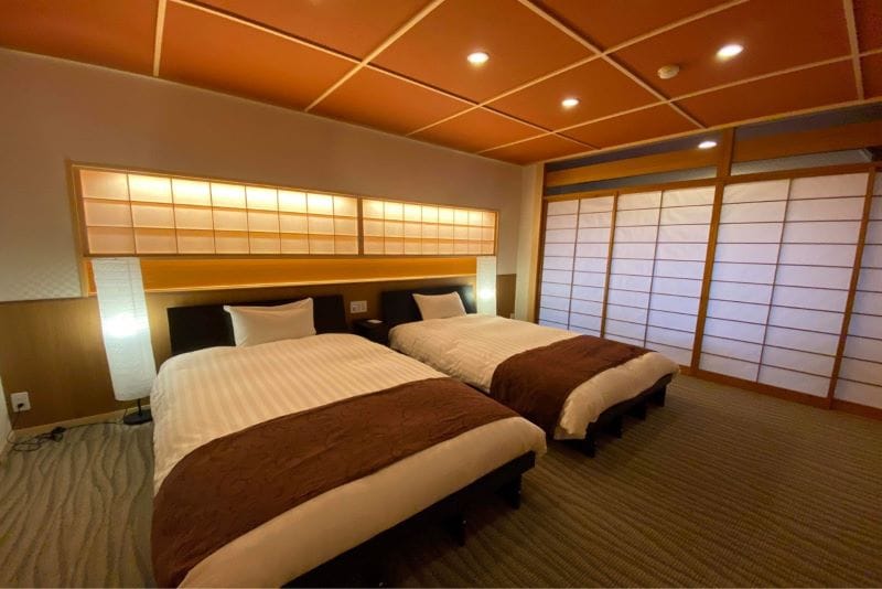 Japanese-style room