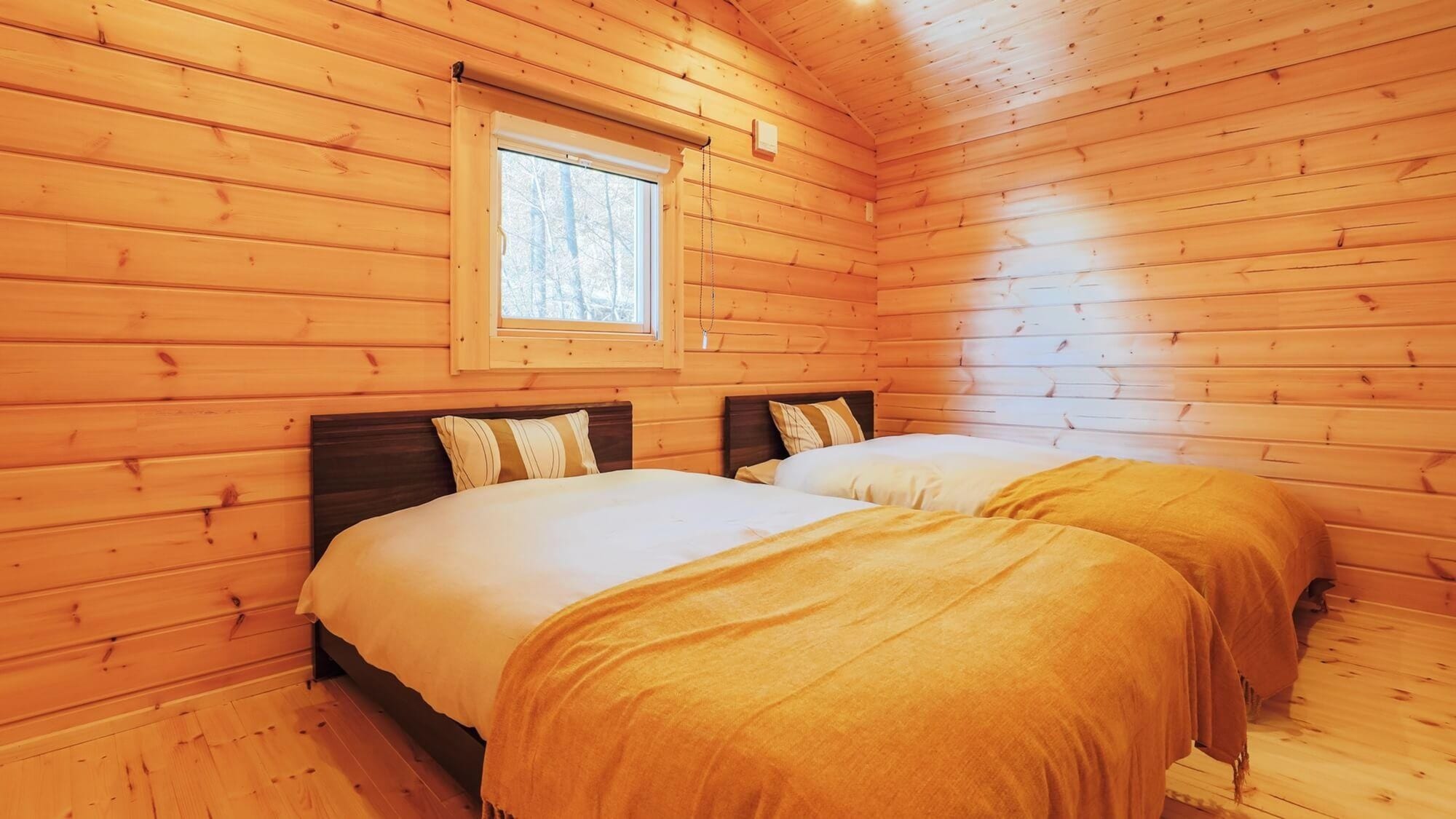 [Premium log with private open-air bath] Interior example