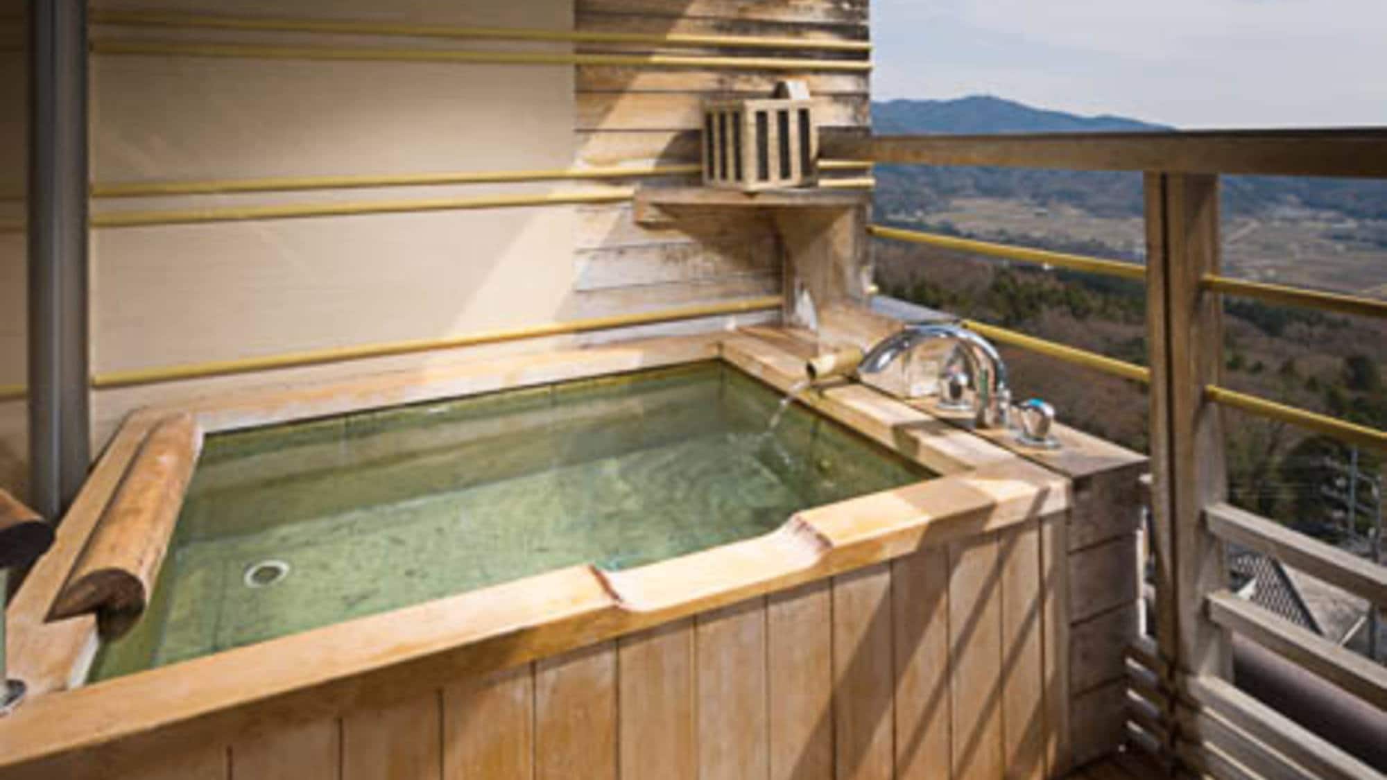 [Rooms with open-air baths]