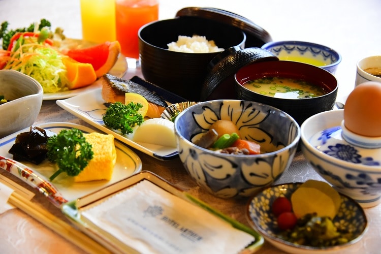 Breakfast (Japanese food)
