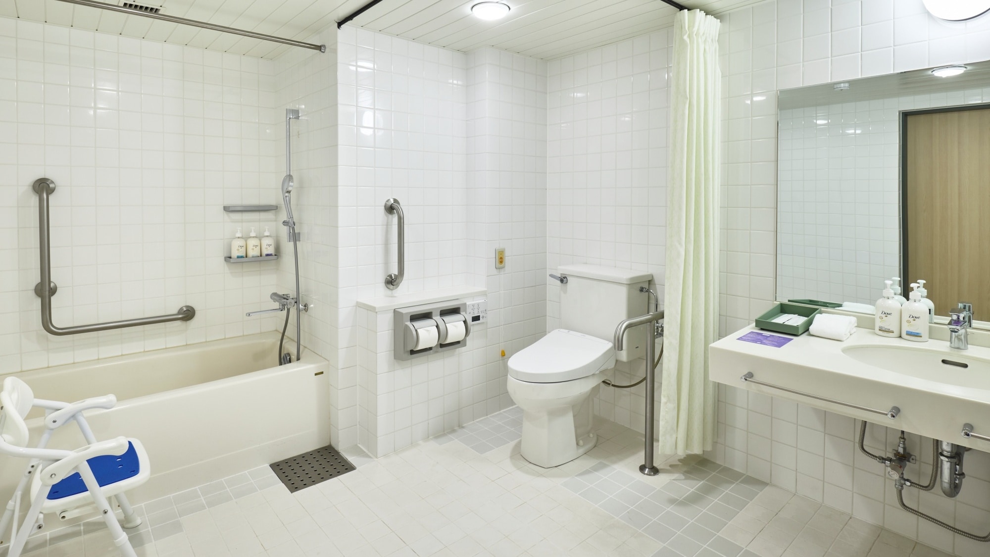 Phòng tắm đôi cao cấp dành cho người khuyết tật