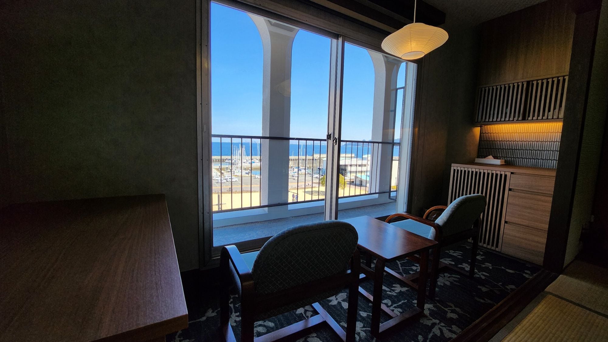 ◆Kamar bergaya Jepang standar | Nikmati pemandangan Teluk Beppu dari beranda