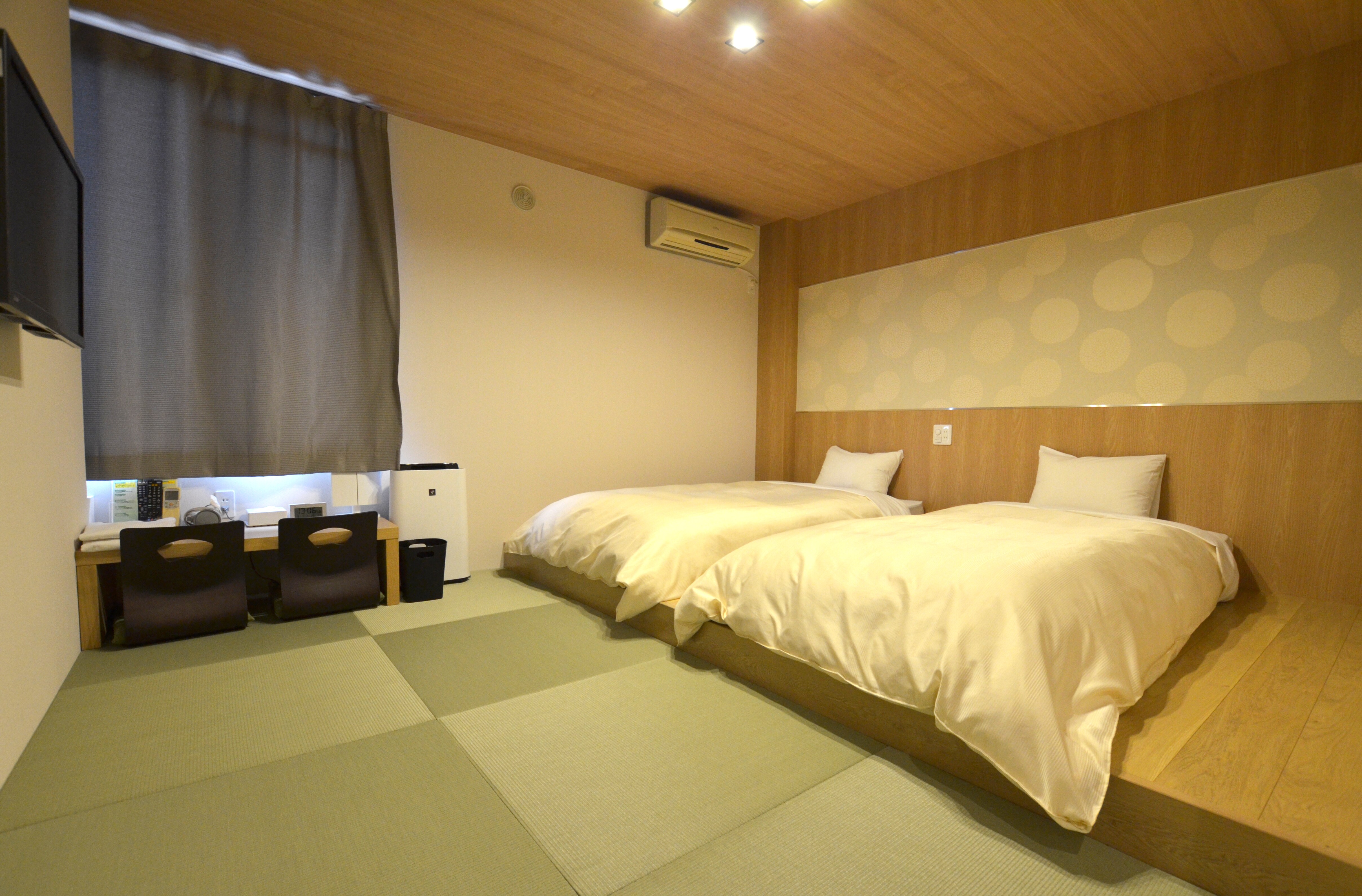 Japanese Modern 1