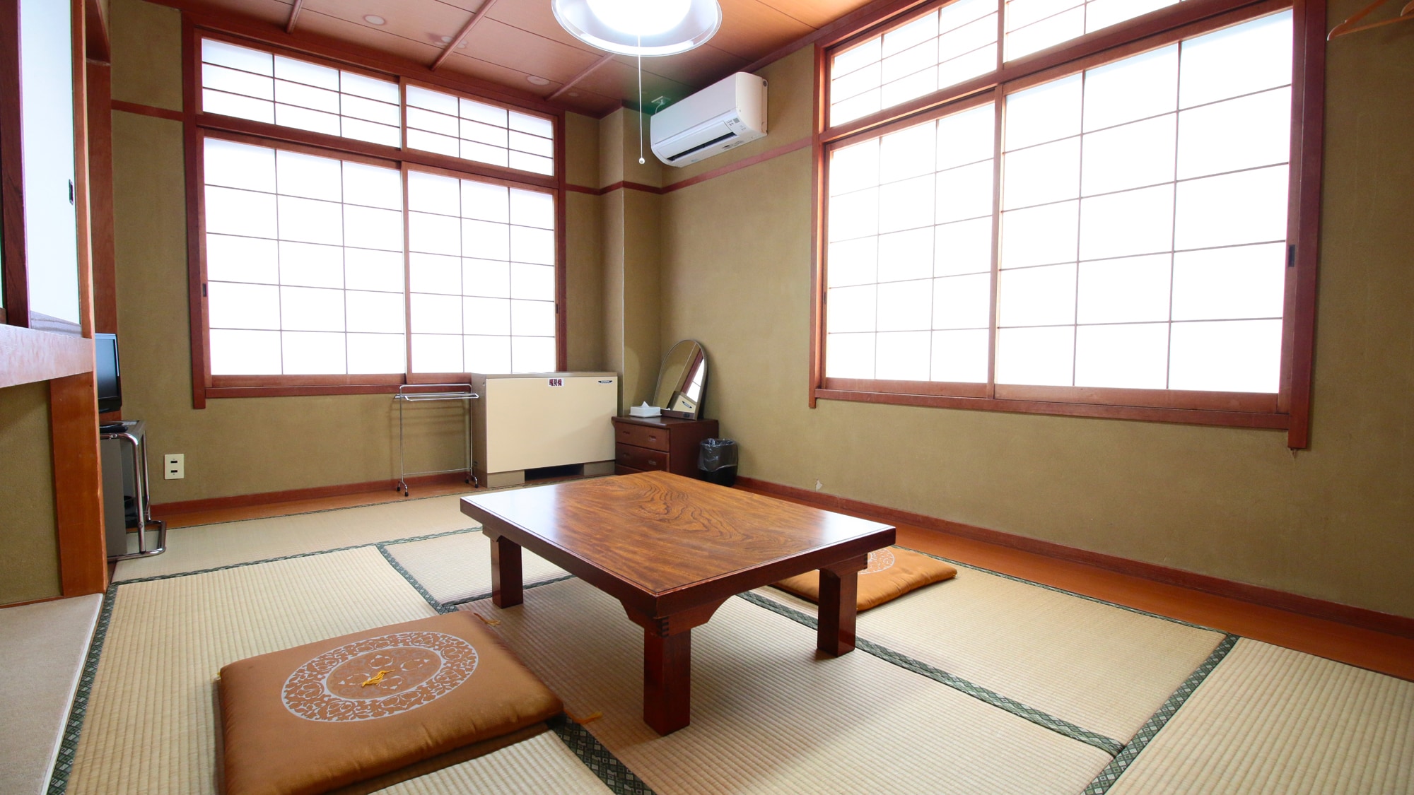 Japanese-style room for 2 people [Kaede 7.5 tatami mats]