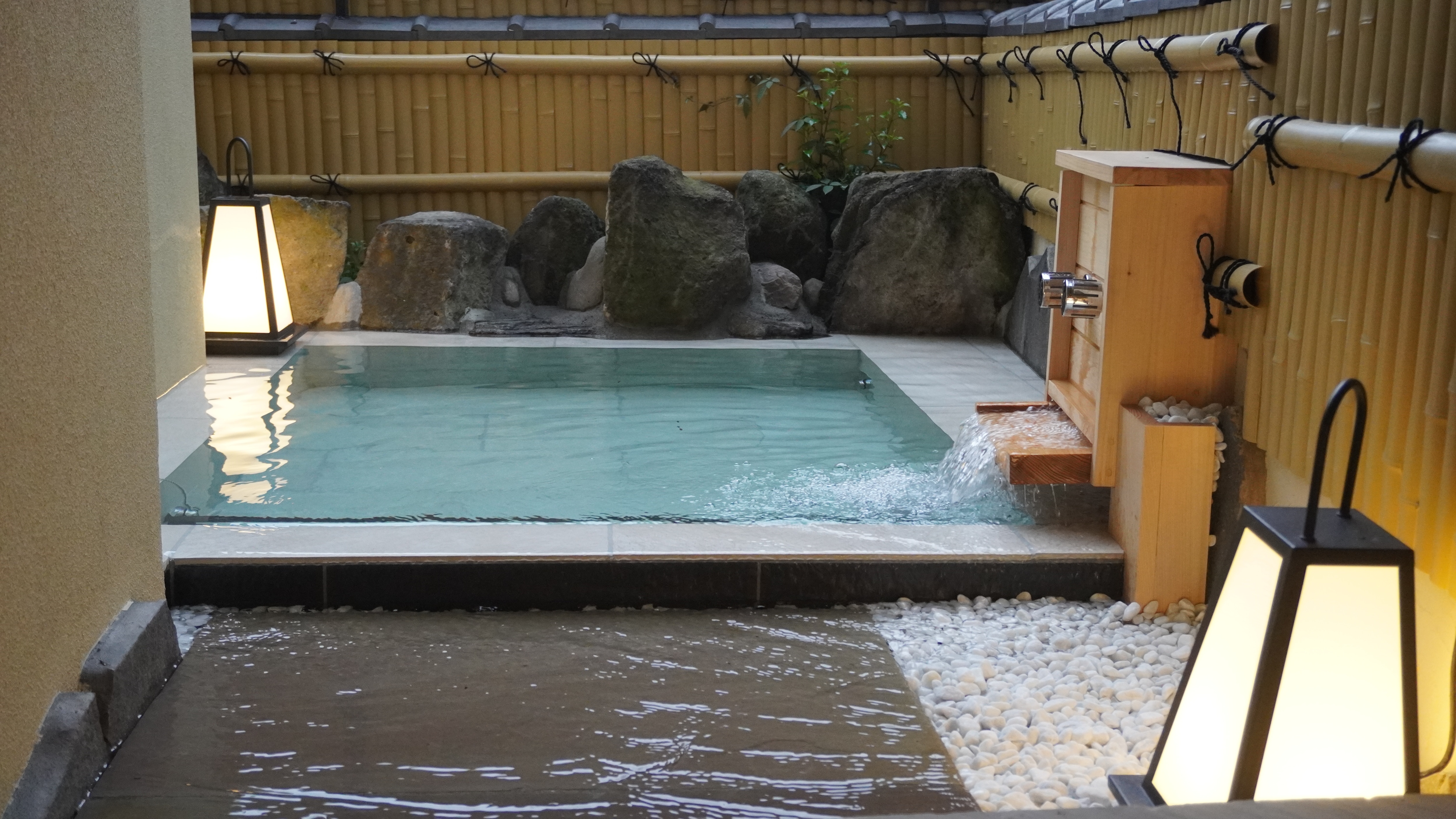 Guest room with open-air bath & indoor bath