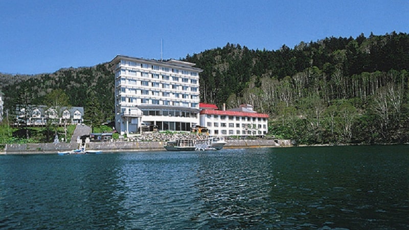 絕景湖景！坐落於北海道神秘湖泊“指別湖”的悠閒旅館