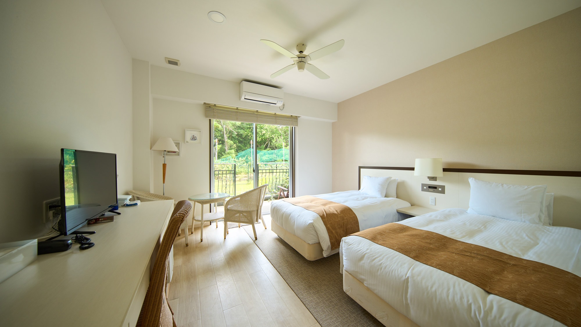 [Phòng đôi tiêu chuẩn (Cho phép mang theo thú cưng)] Bạn cũng có thể ở cùng chú chó của mình (chỉ dành cho chó nhỏ).