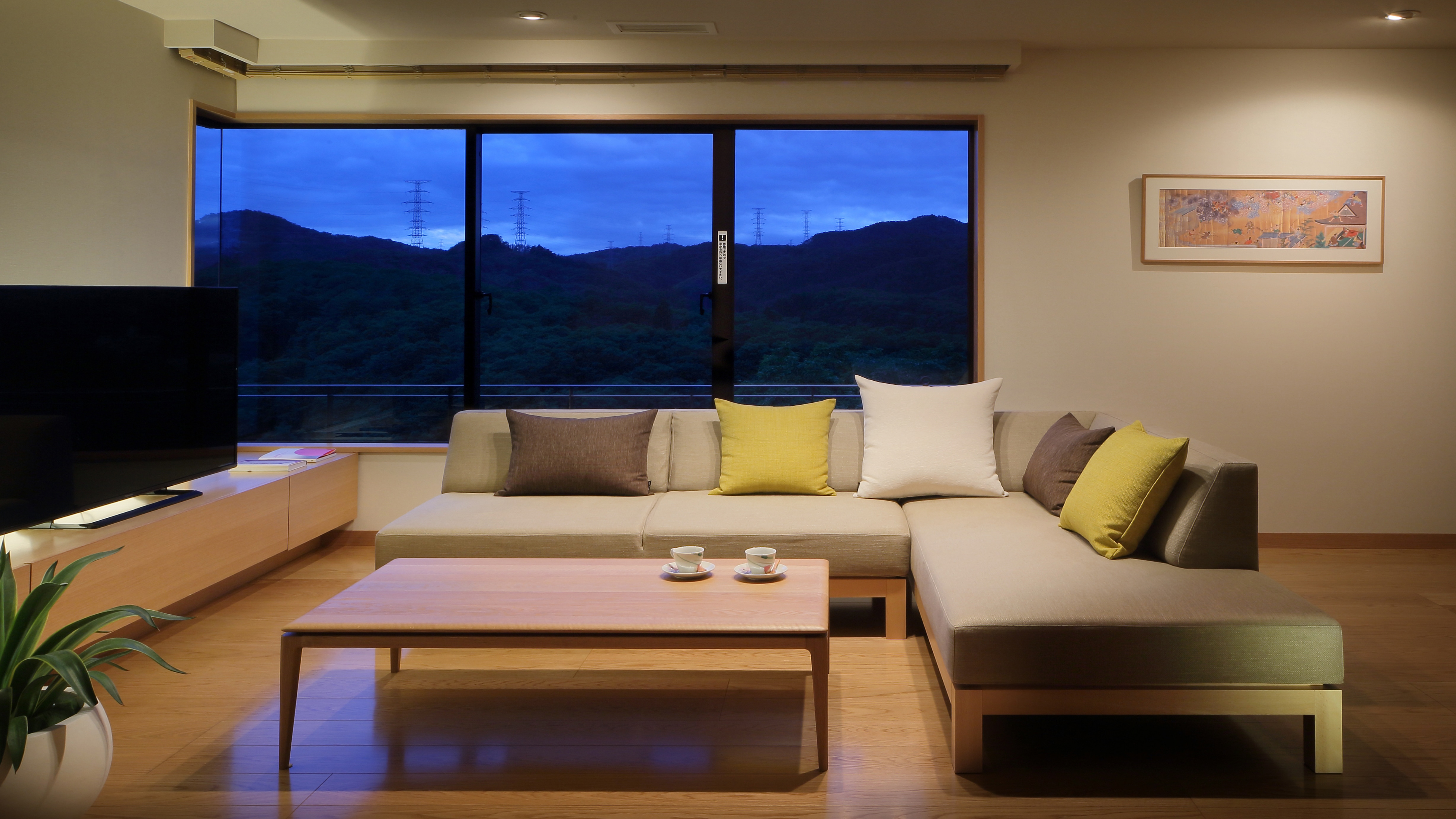 Japanese modern suite "Kagetsu"