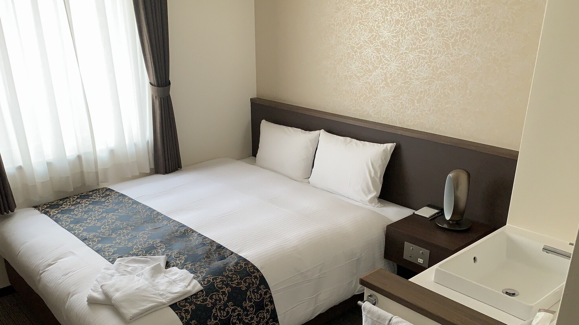 【高级双人床】床宽160CM！床是日本顶级酒店也使用的日式床。