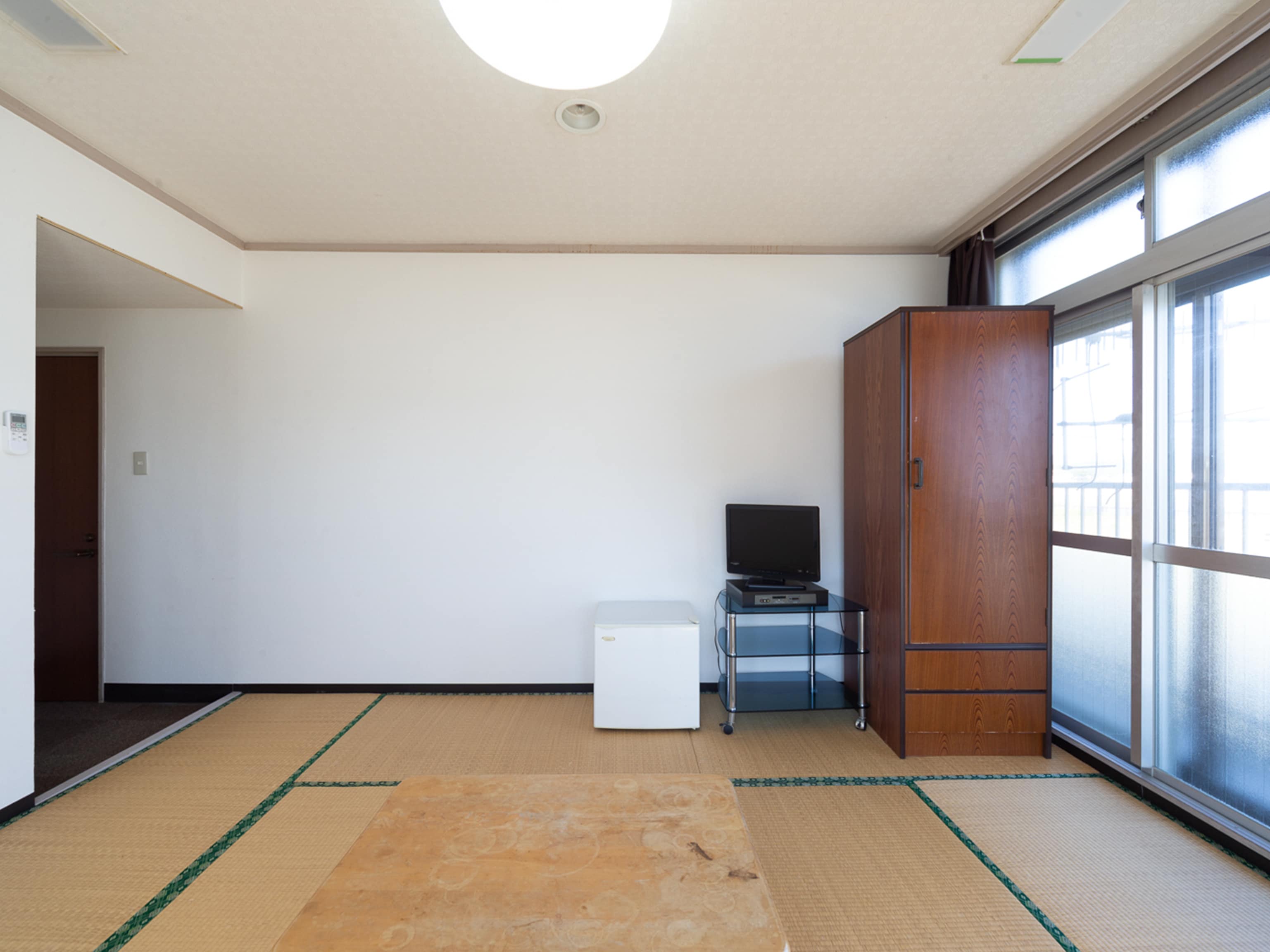 Japanese-style triple room