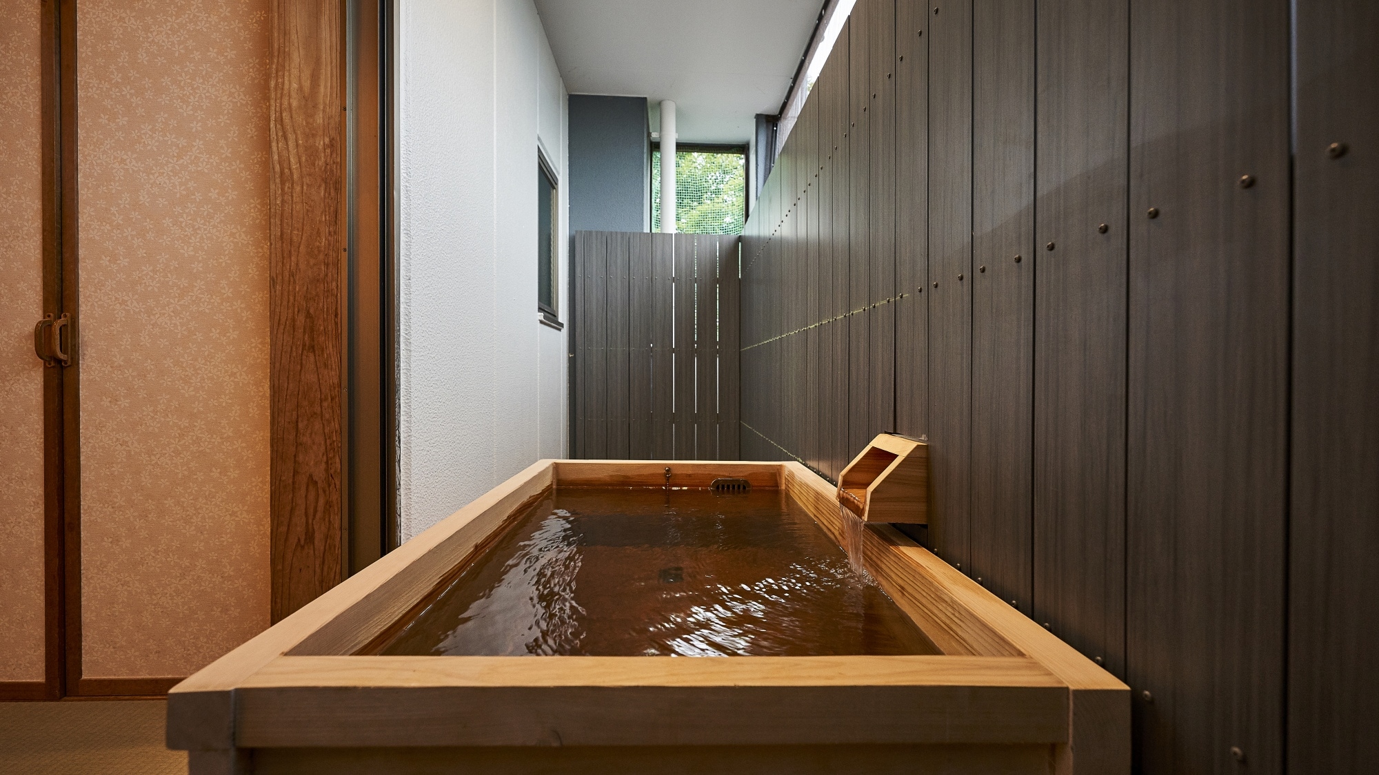 C type Japanese-style room [Unit bath + open-air bath]
