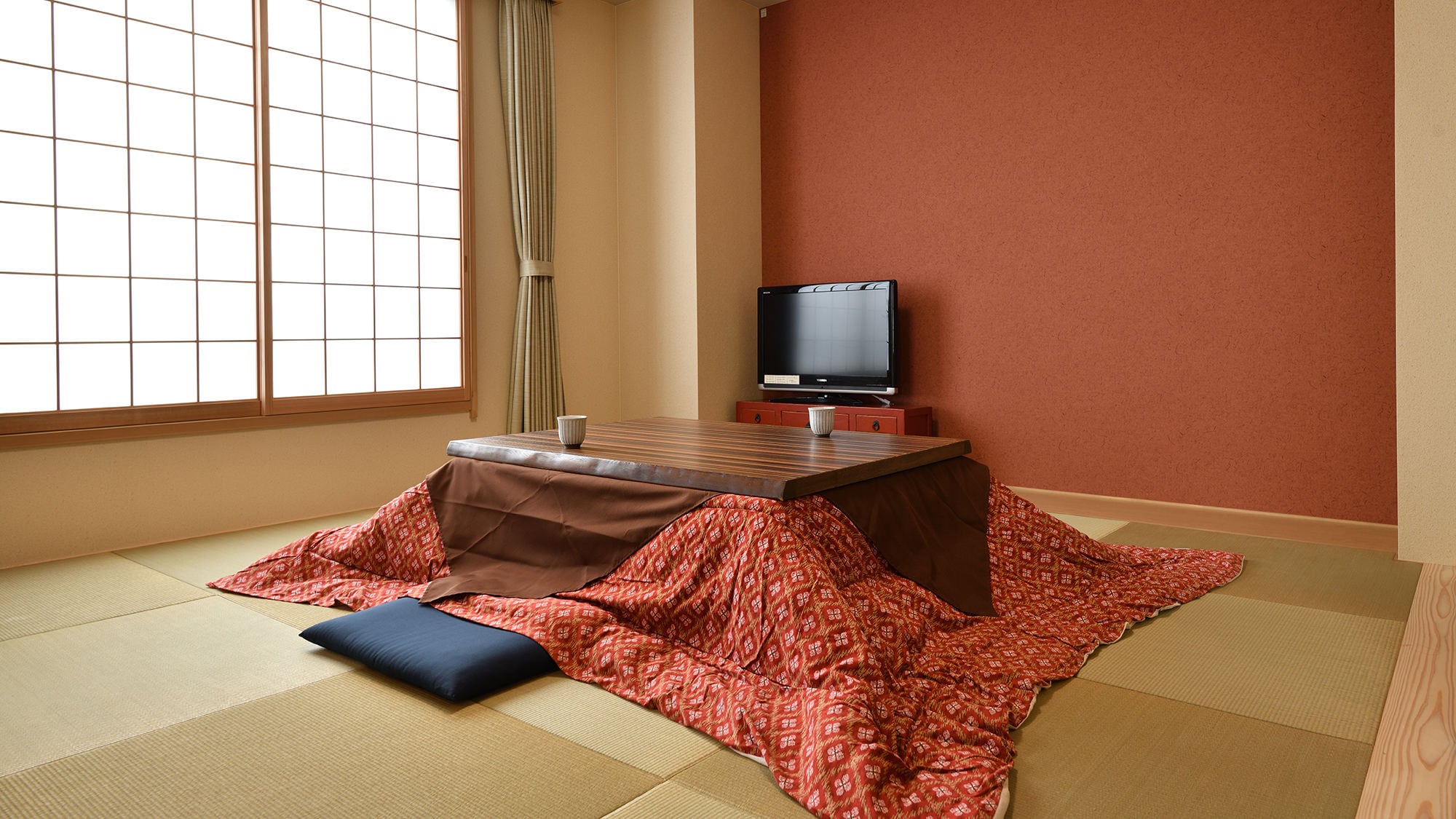 Free-flowing hot spring water [Japanese-Western style suite with hot spring] Kasetsu (winter)